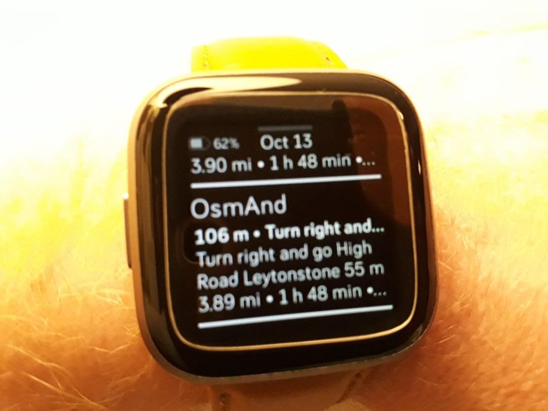 fitbit versa 2 navigation app