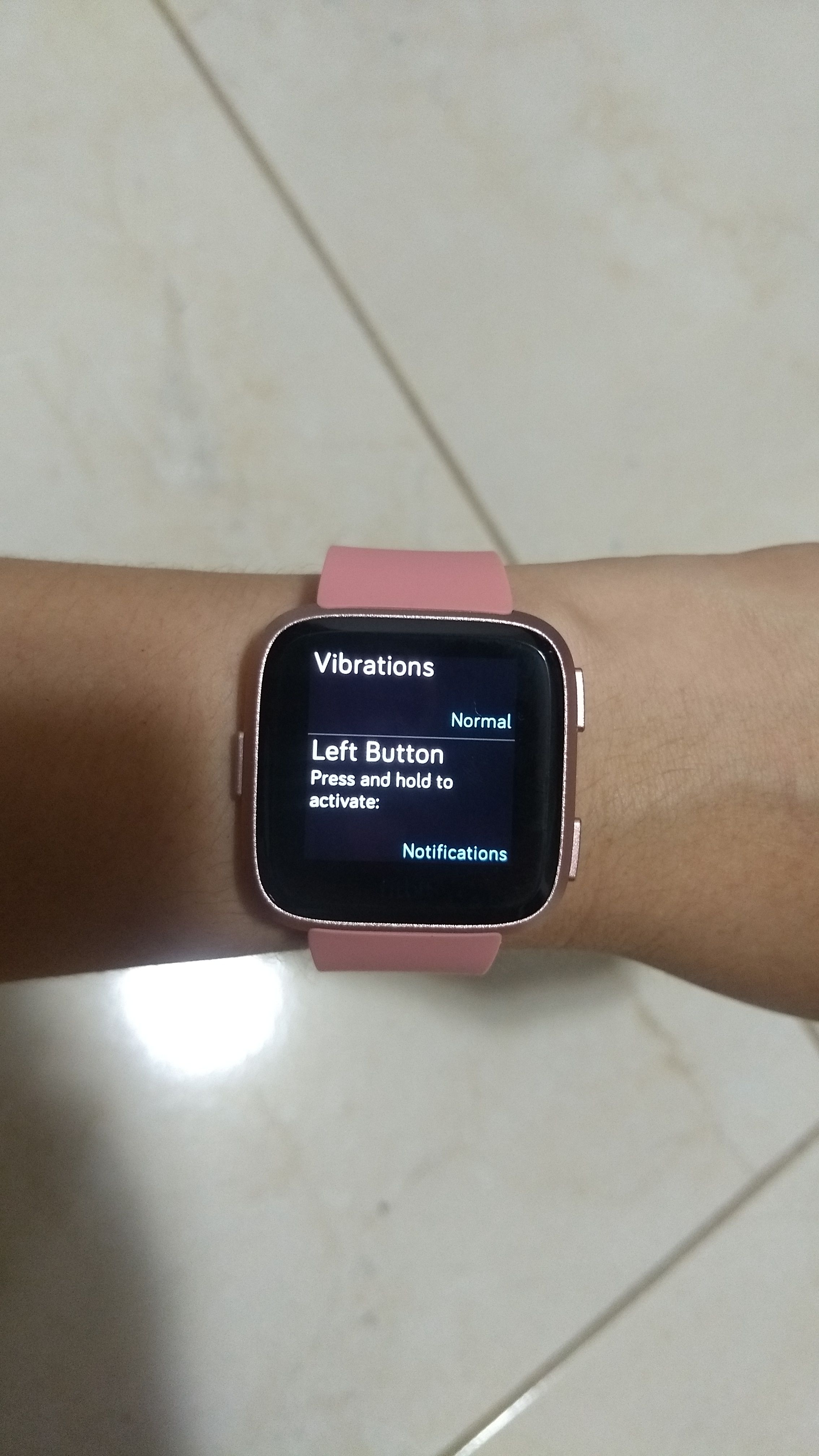does fitbit versa 2 show phone calls