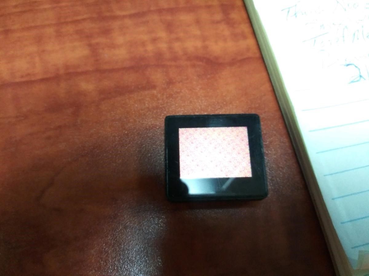 fitbit blaze screen flashing