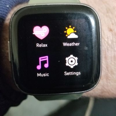 Fitbit versa cheap 2 music