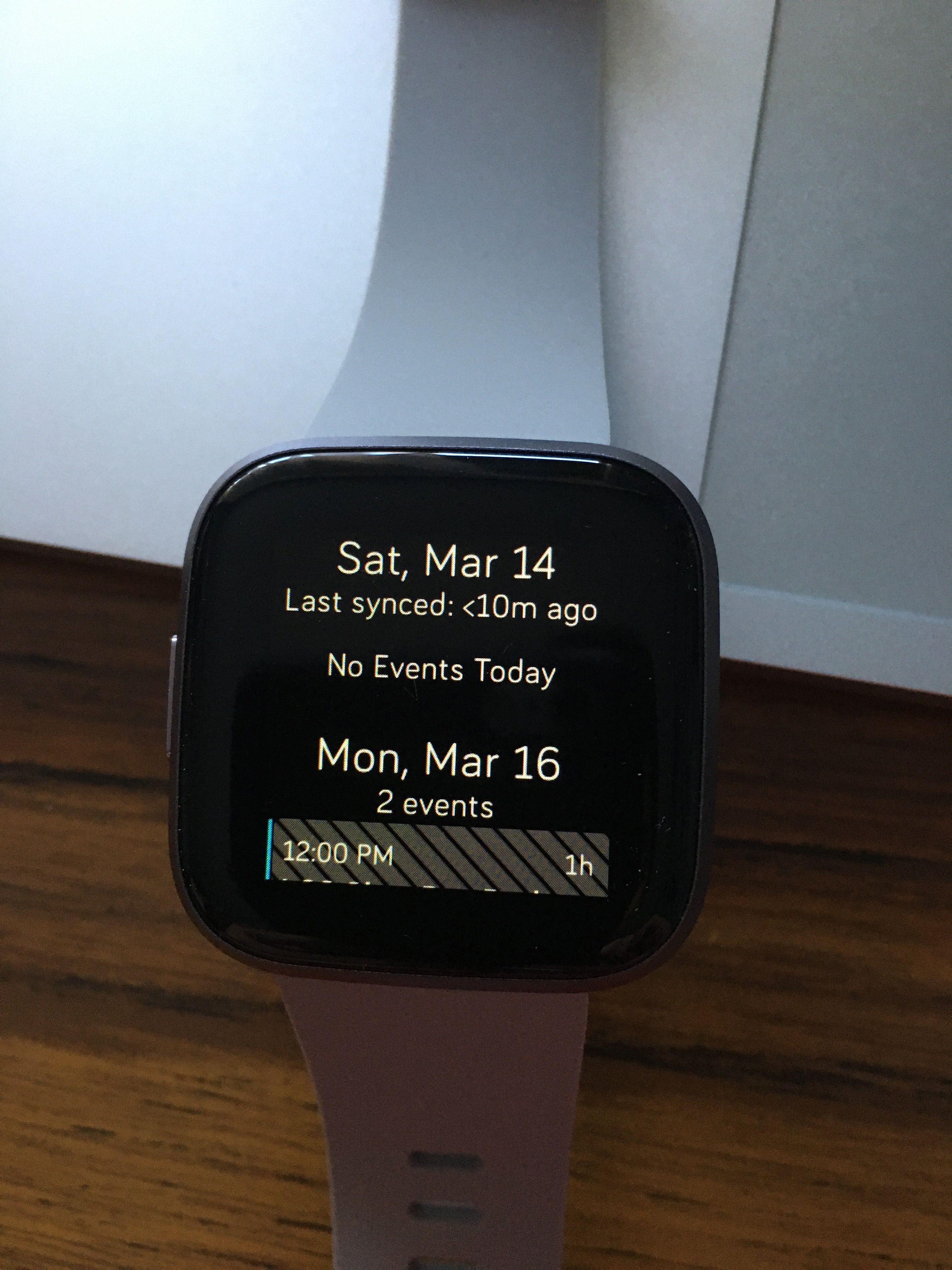 fitbit versa agenda