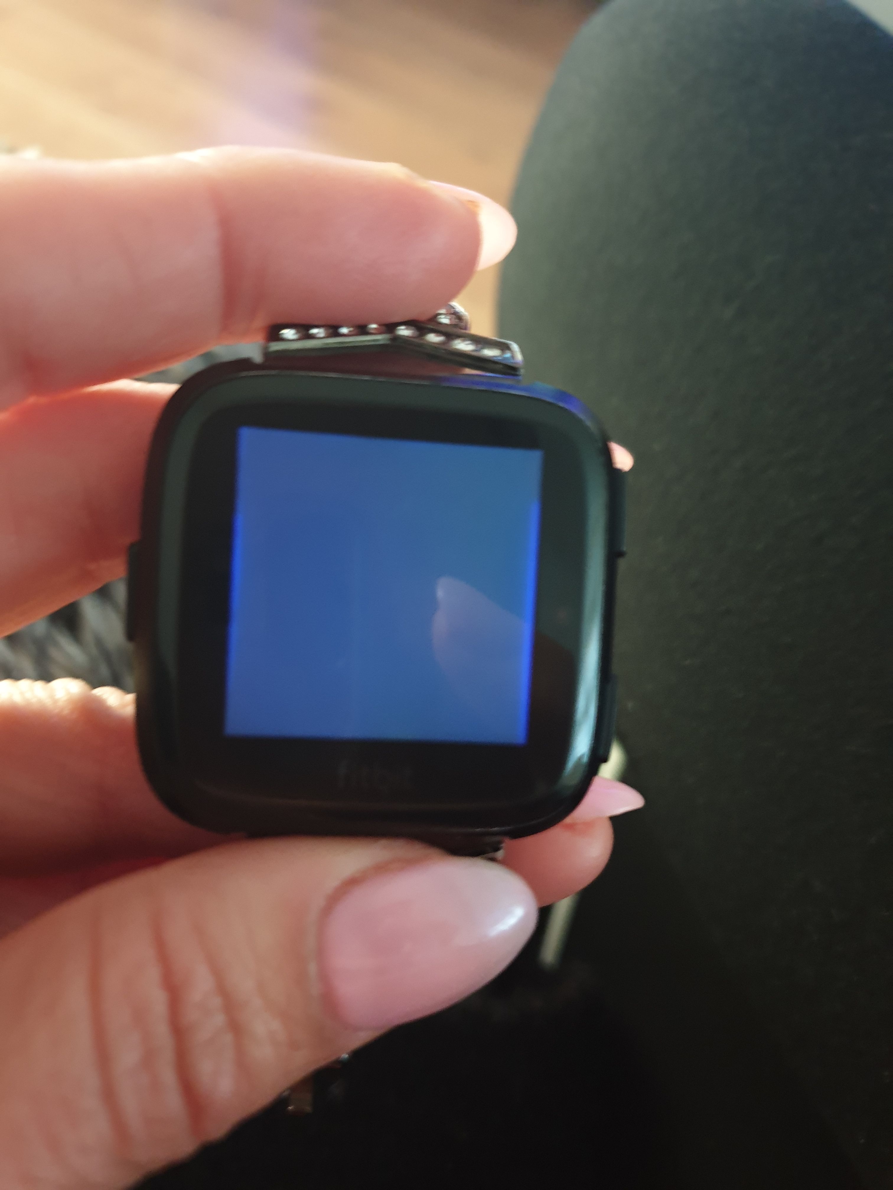 Versa black screen - Fitbit Community