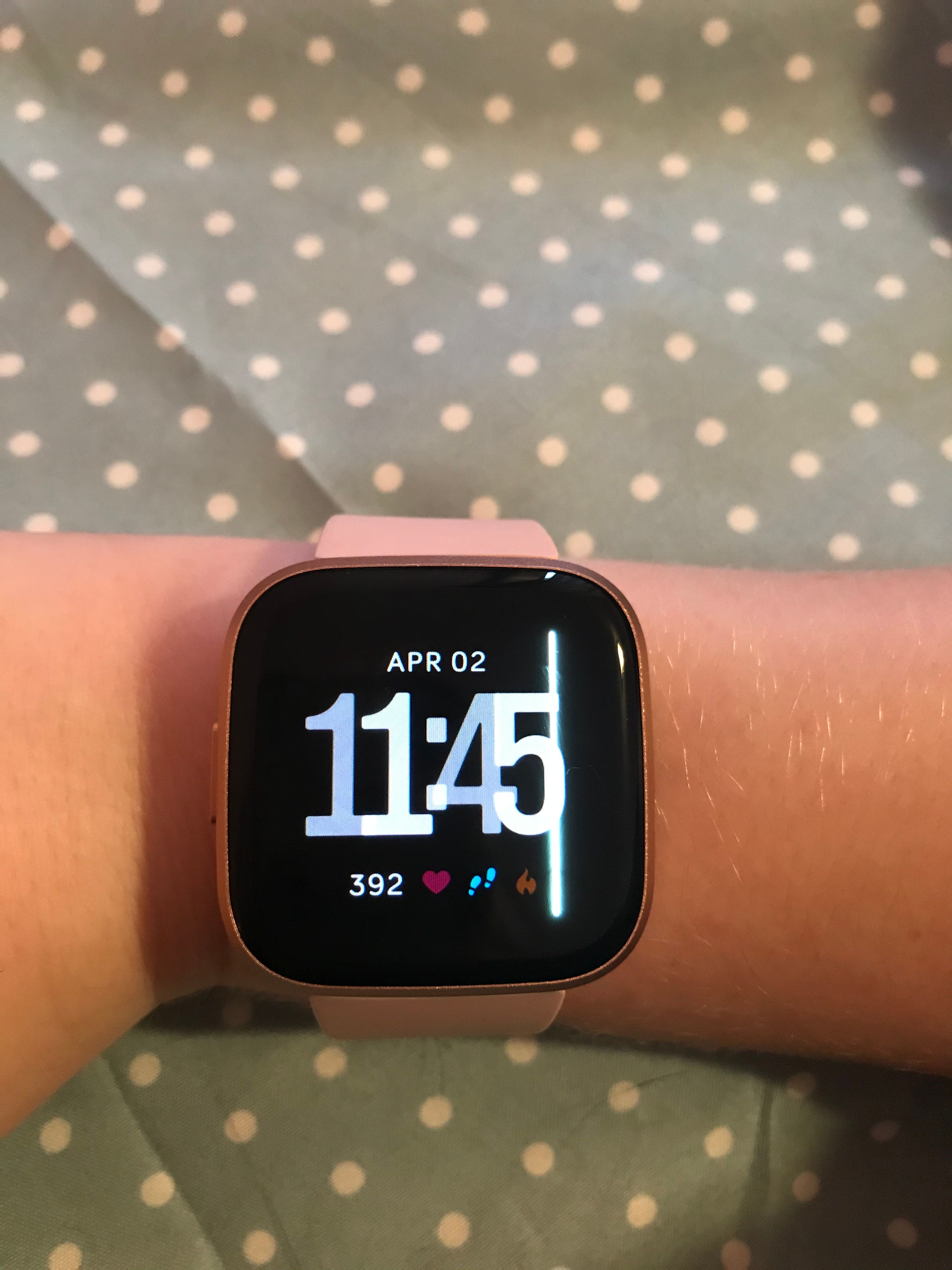 Fitbit versa outlet white