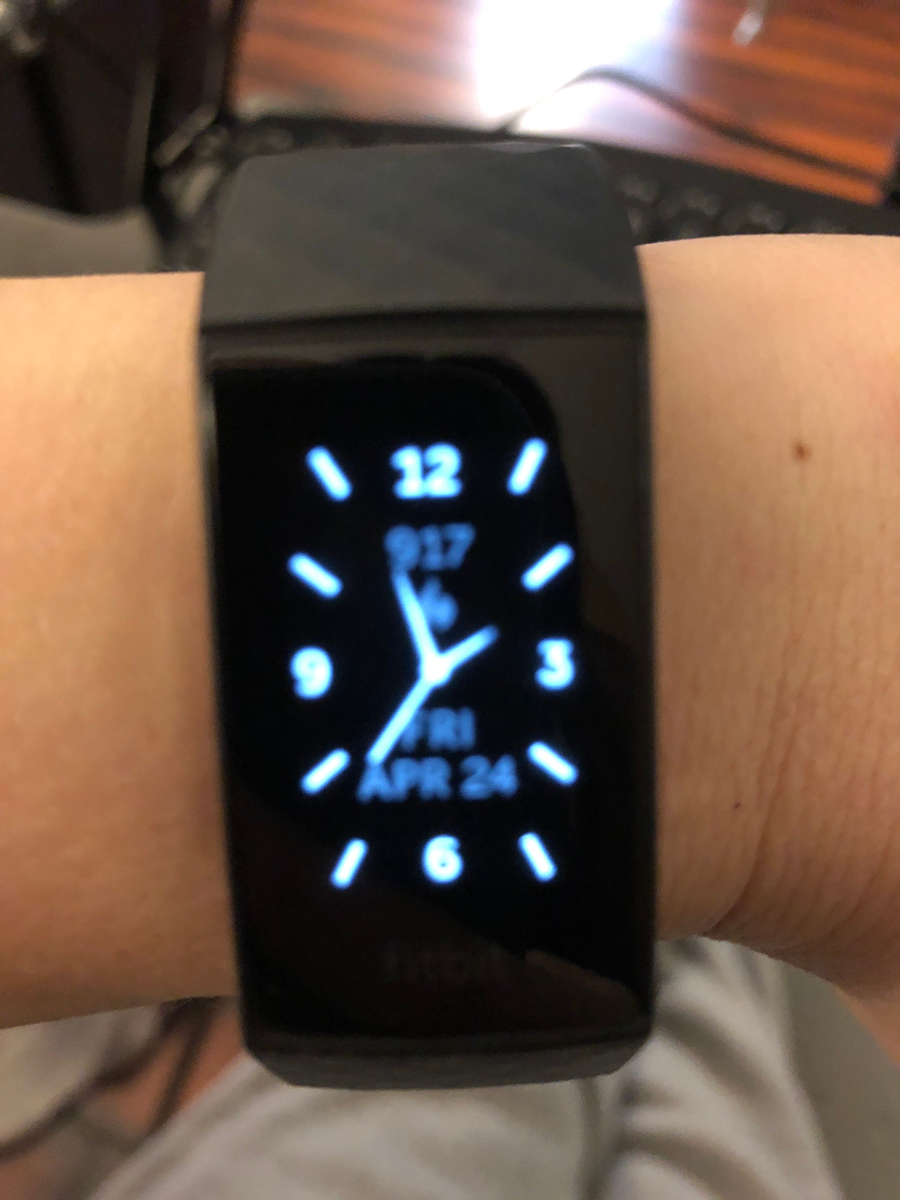 time on my fitbit versa is wrong