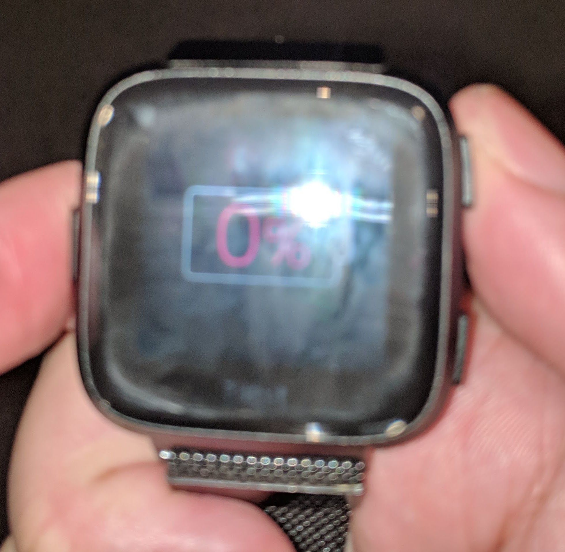 Fitbit versa charging problems new arrivals