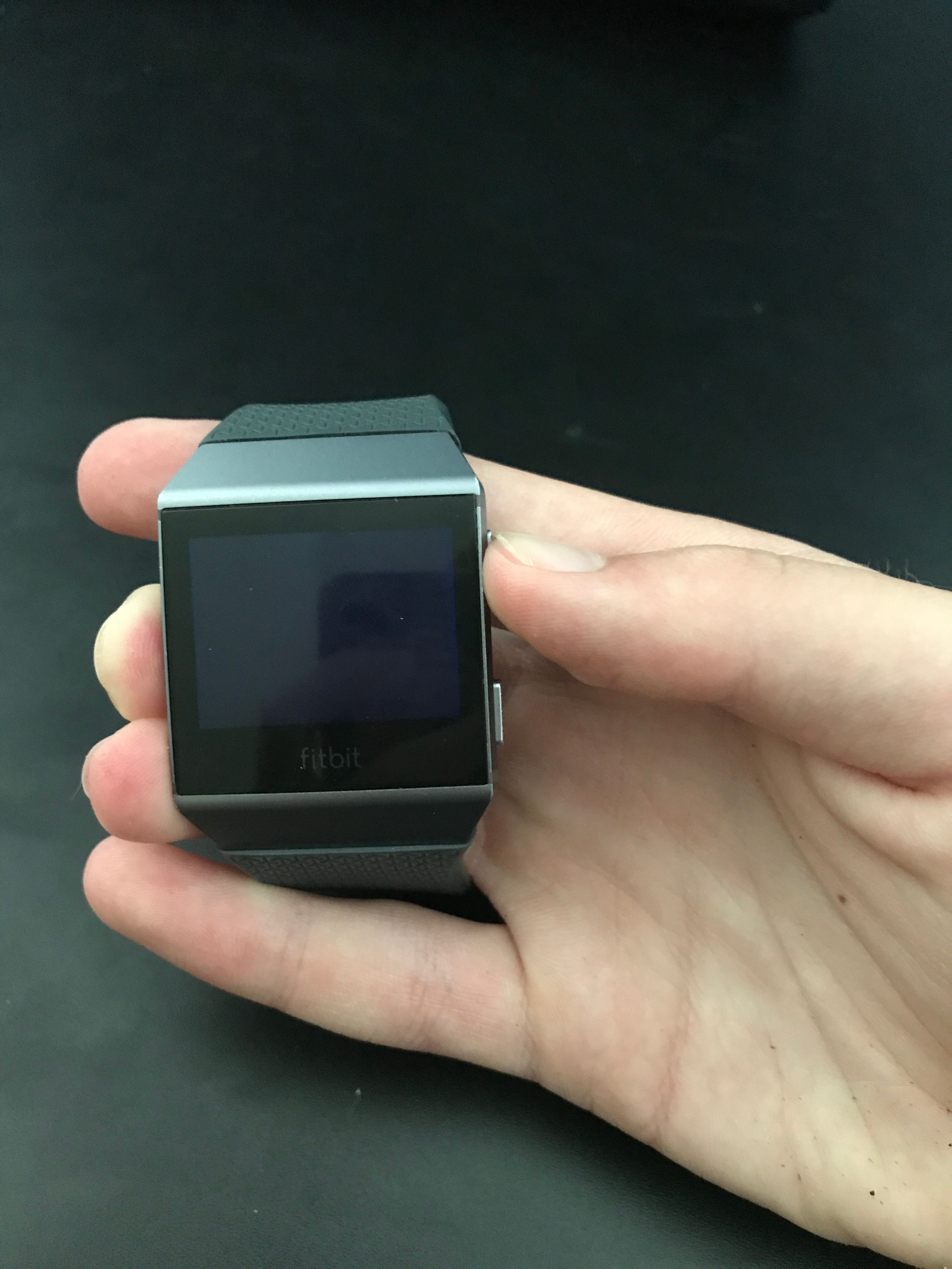 fitbit blaze blank screen