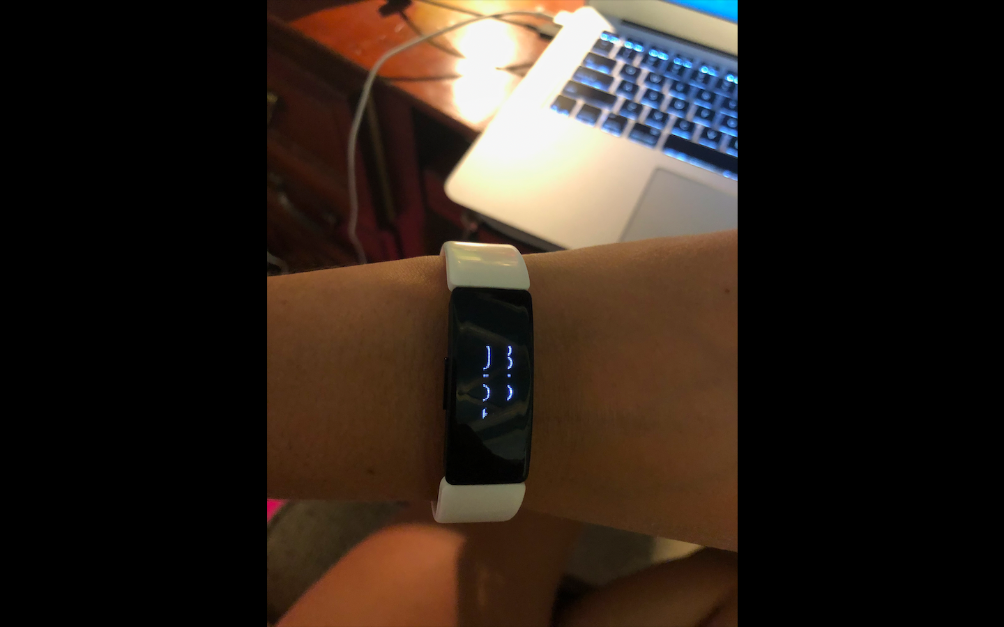 Fitbit hr discount display not working