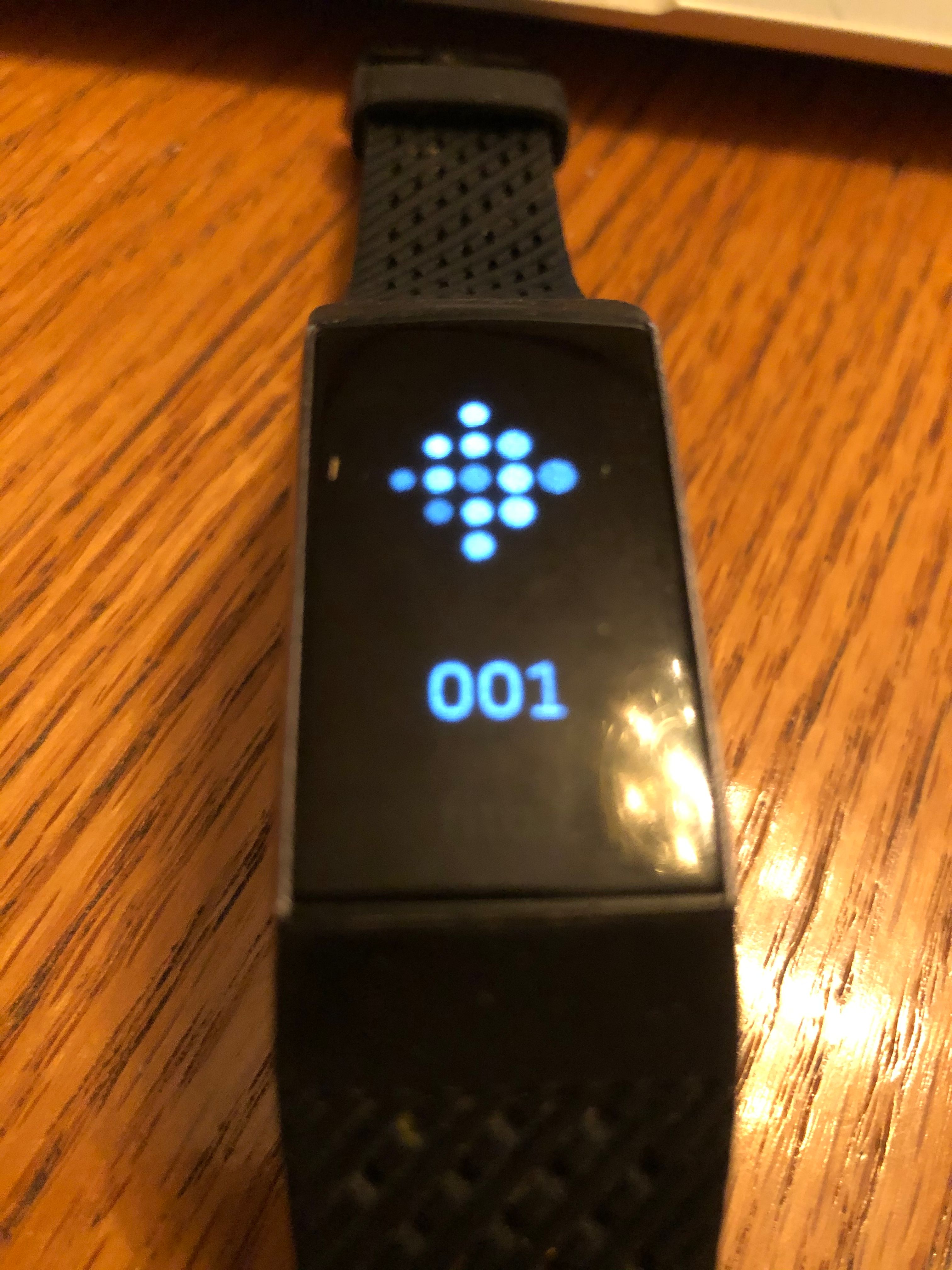 hvid svejsning Flyve drage Solved: 001 displayed on Charge 3 - Fitbit Community