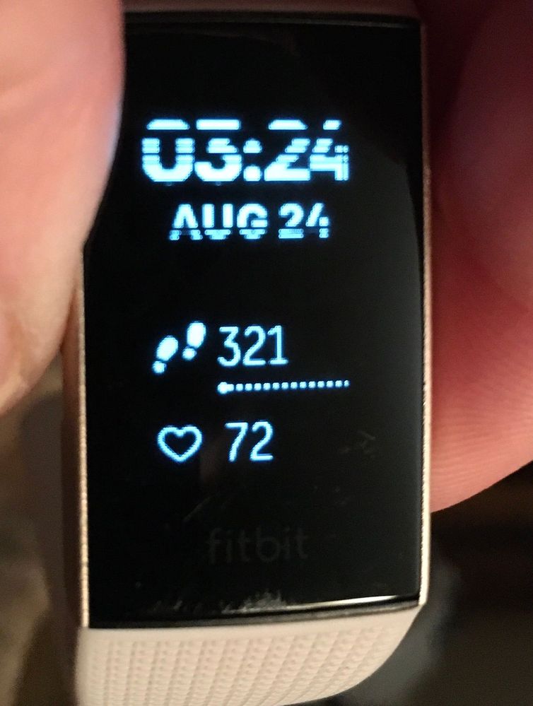 fitbit charge 3 lines on screen