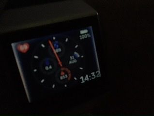 Note faded screen and white on sides of clock face.