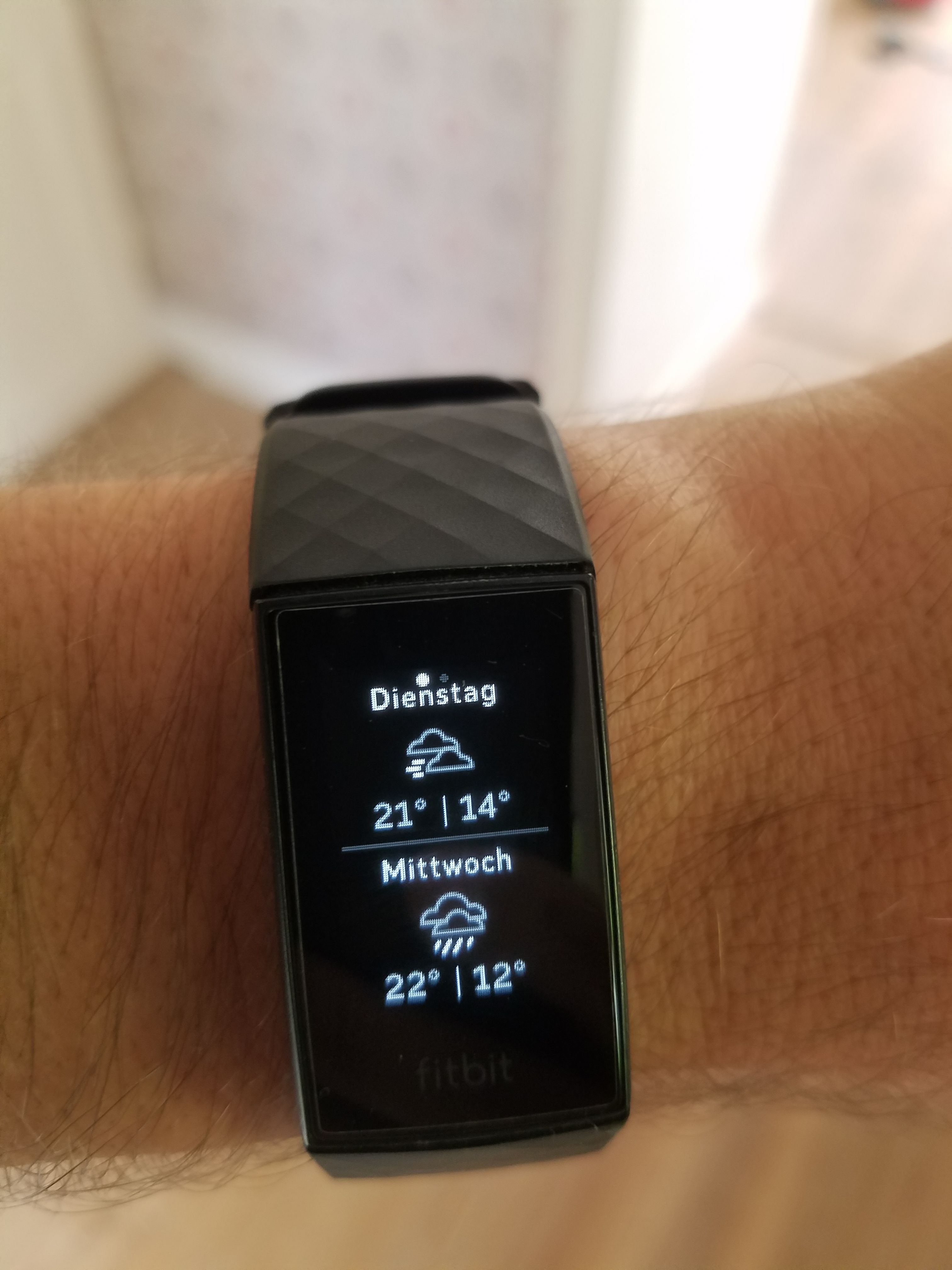fitbit charge 4 icons