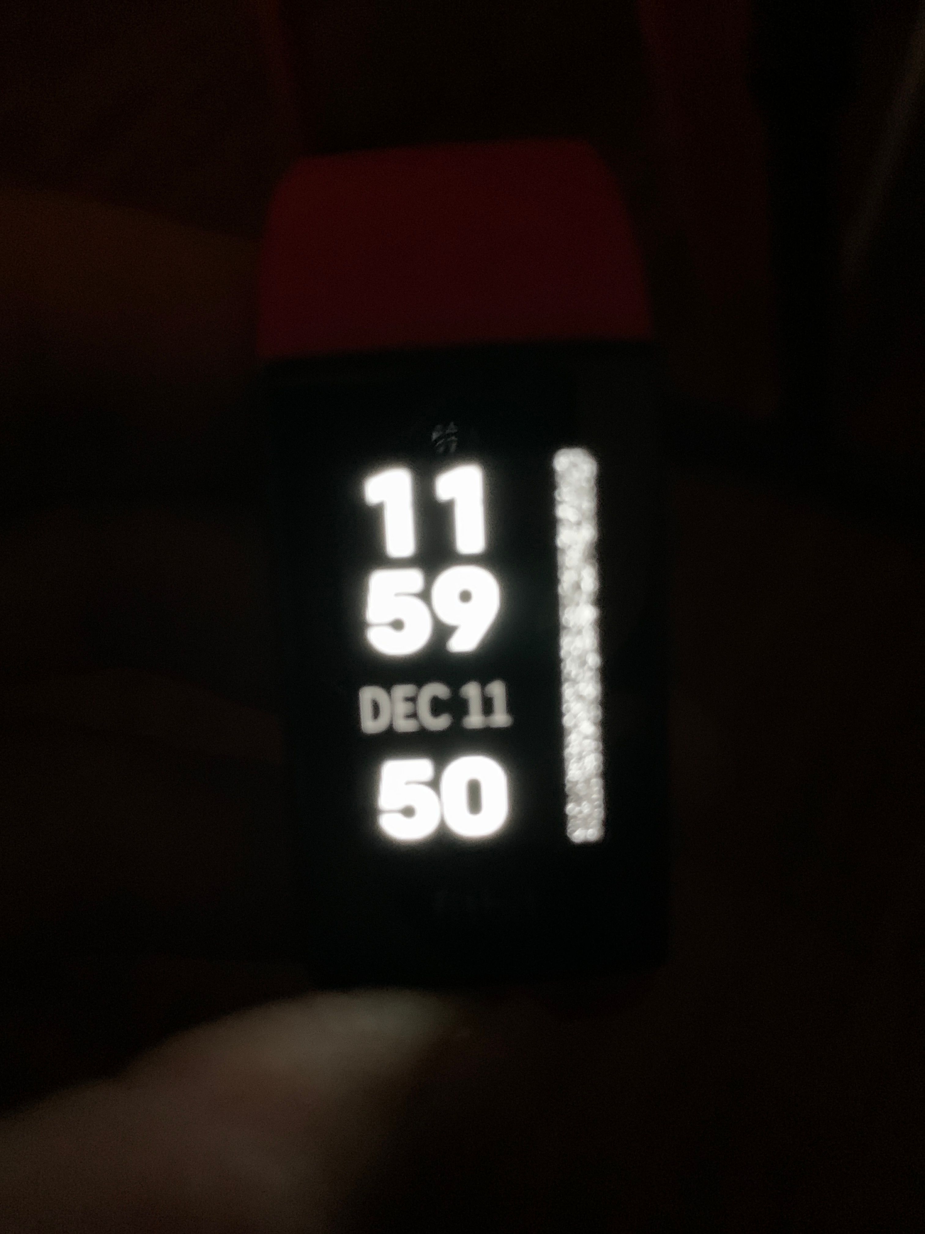 the screen on my fitbit is blank