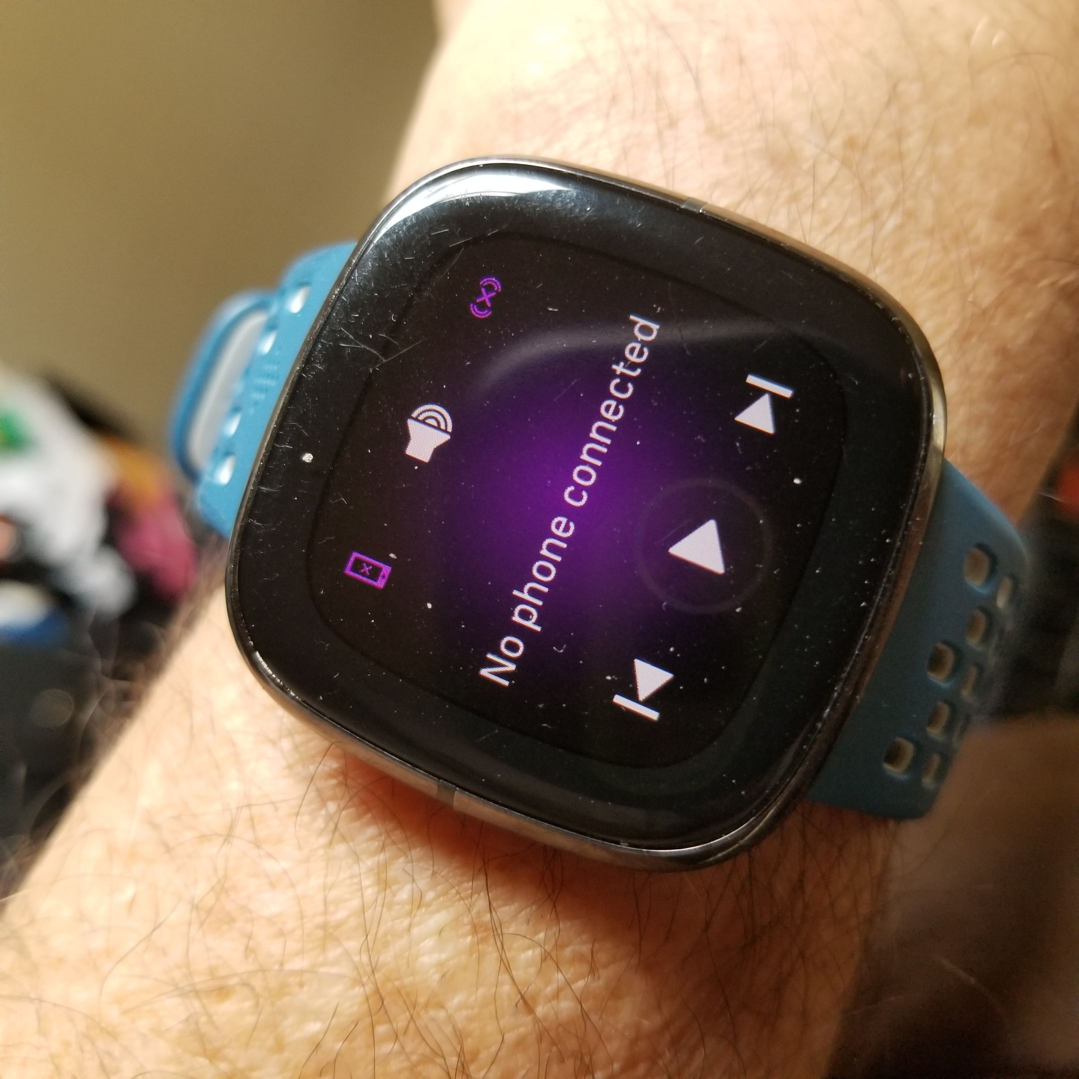 Fitbit versa 3 music control sale