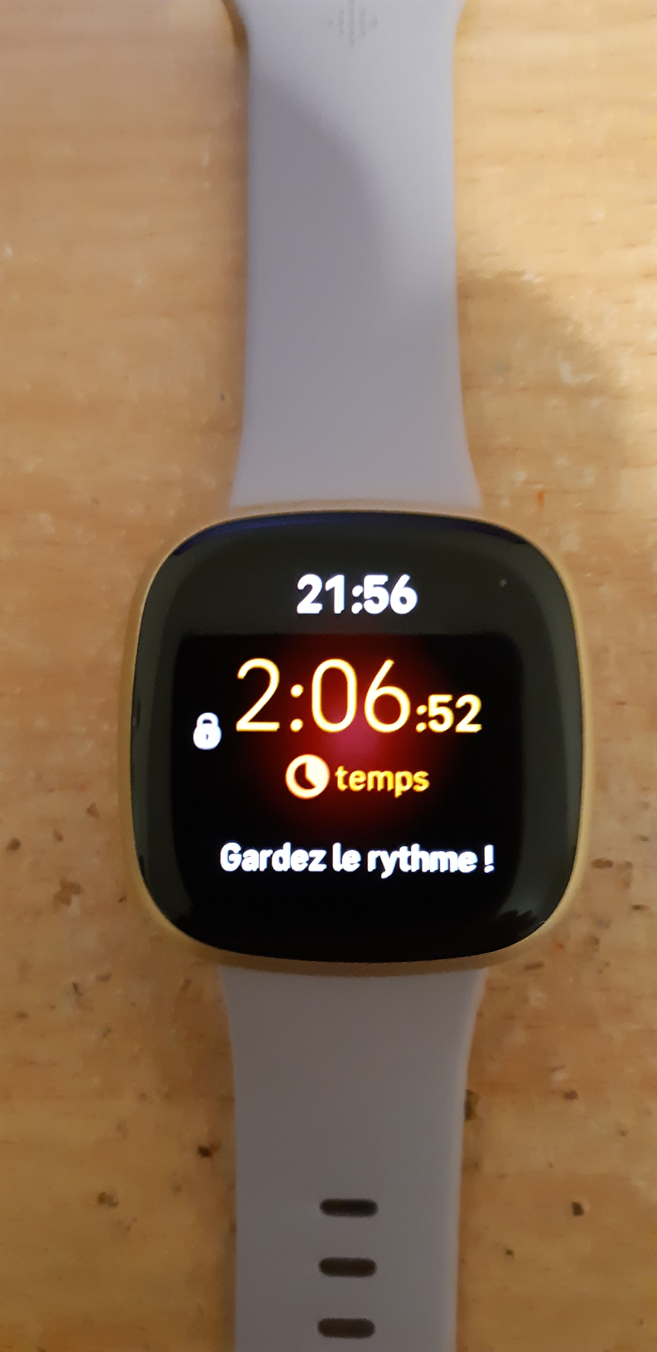 Ecran bloqu sur activit Fitbit Community