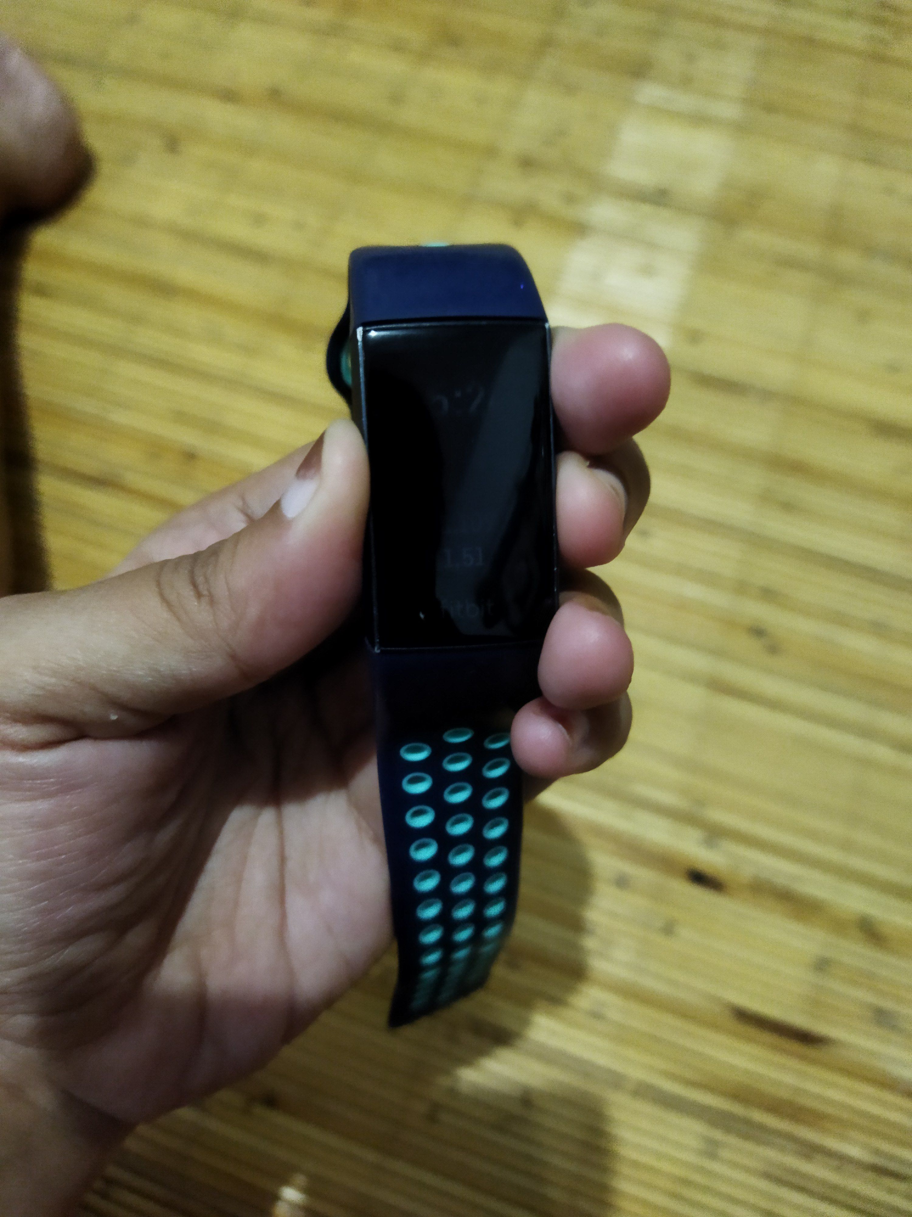 Charge 3 screen too dim Fitbit Community