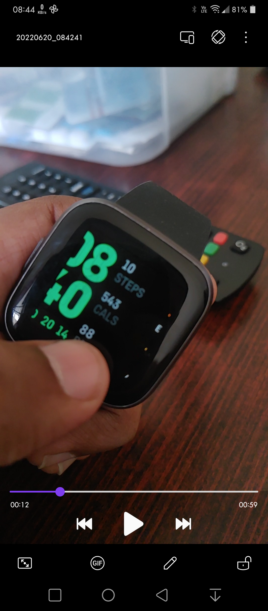 Free fitbit versa 2 clock faces hot sale