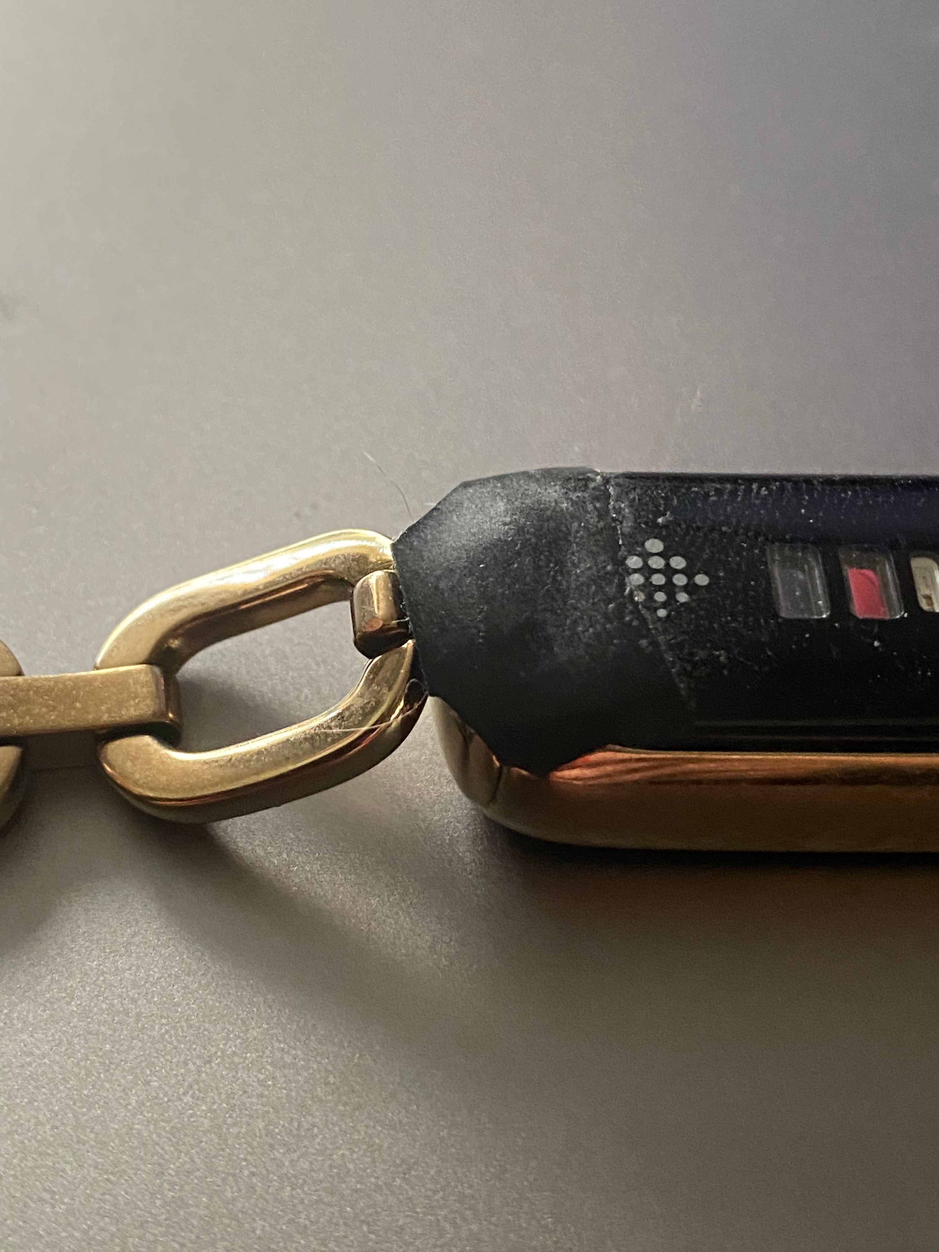 Solved Fitbit Luxe bands keeps falling off Page 2 Fitbit Community