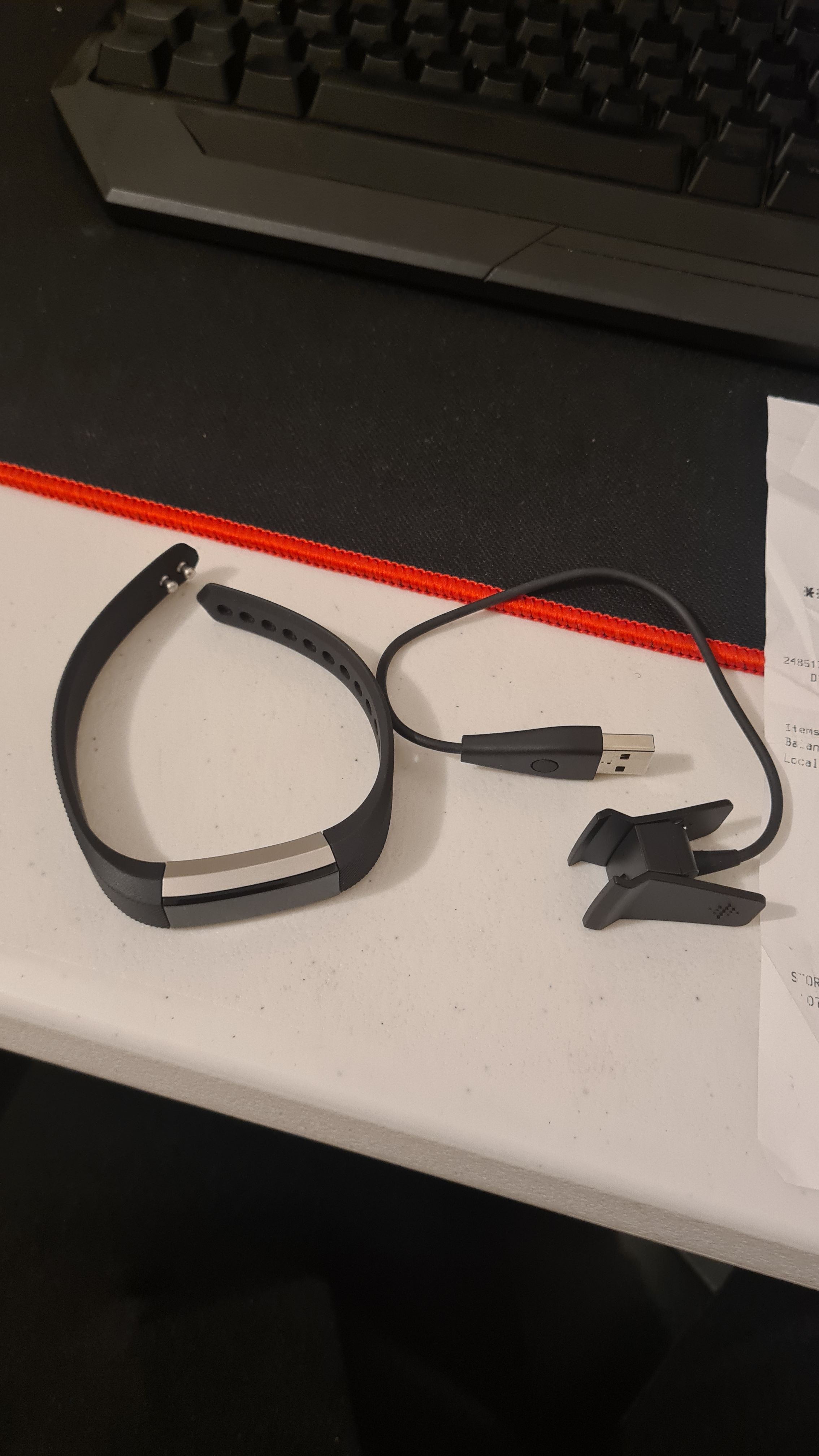 Fitbit alta not working off charger hotsell