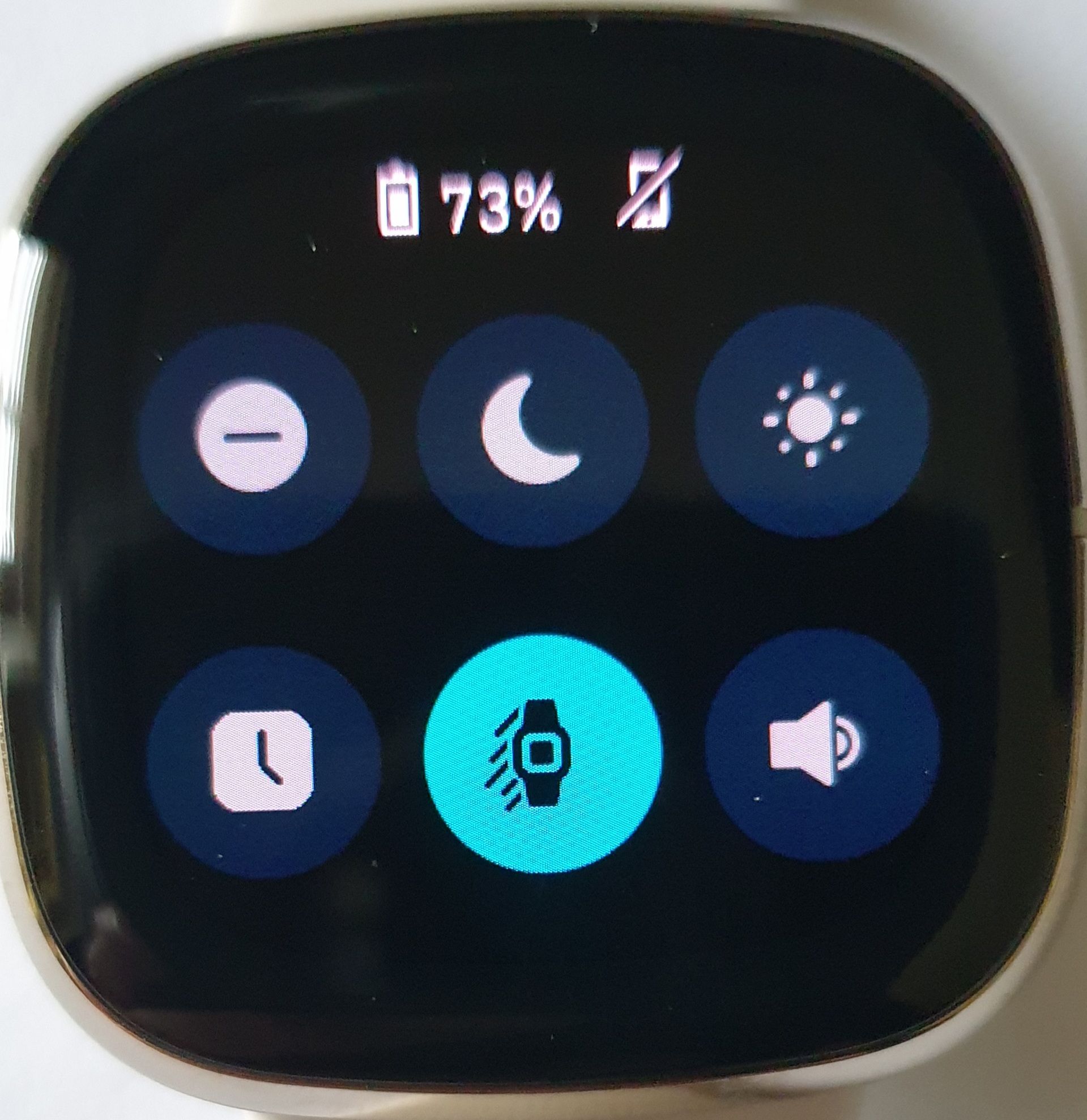 Screen wake confusion Fitbit Community