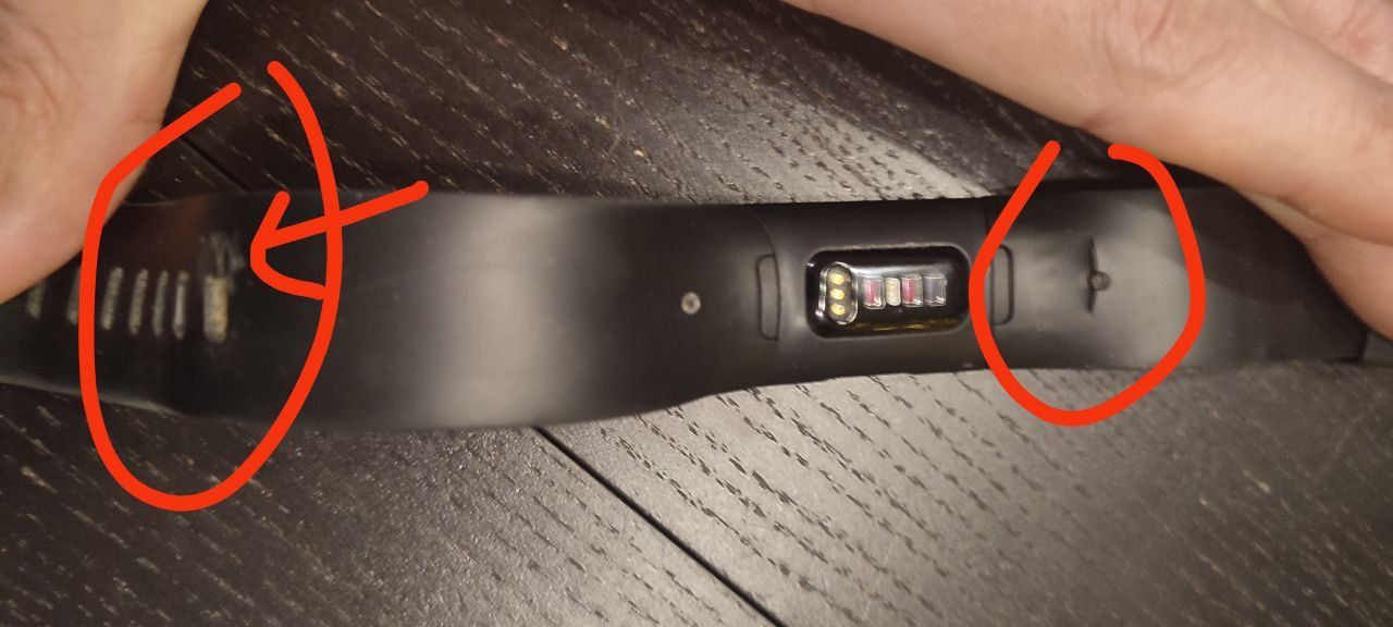 Fitbit belt online broken