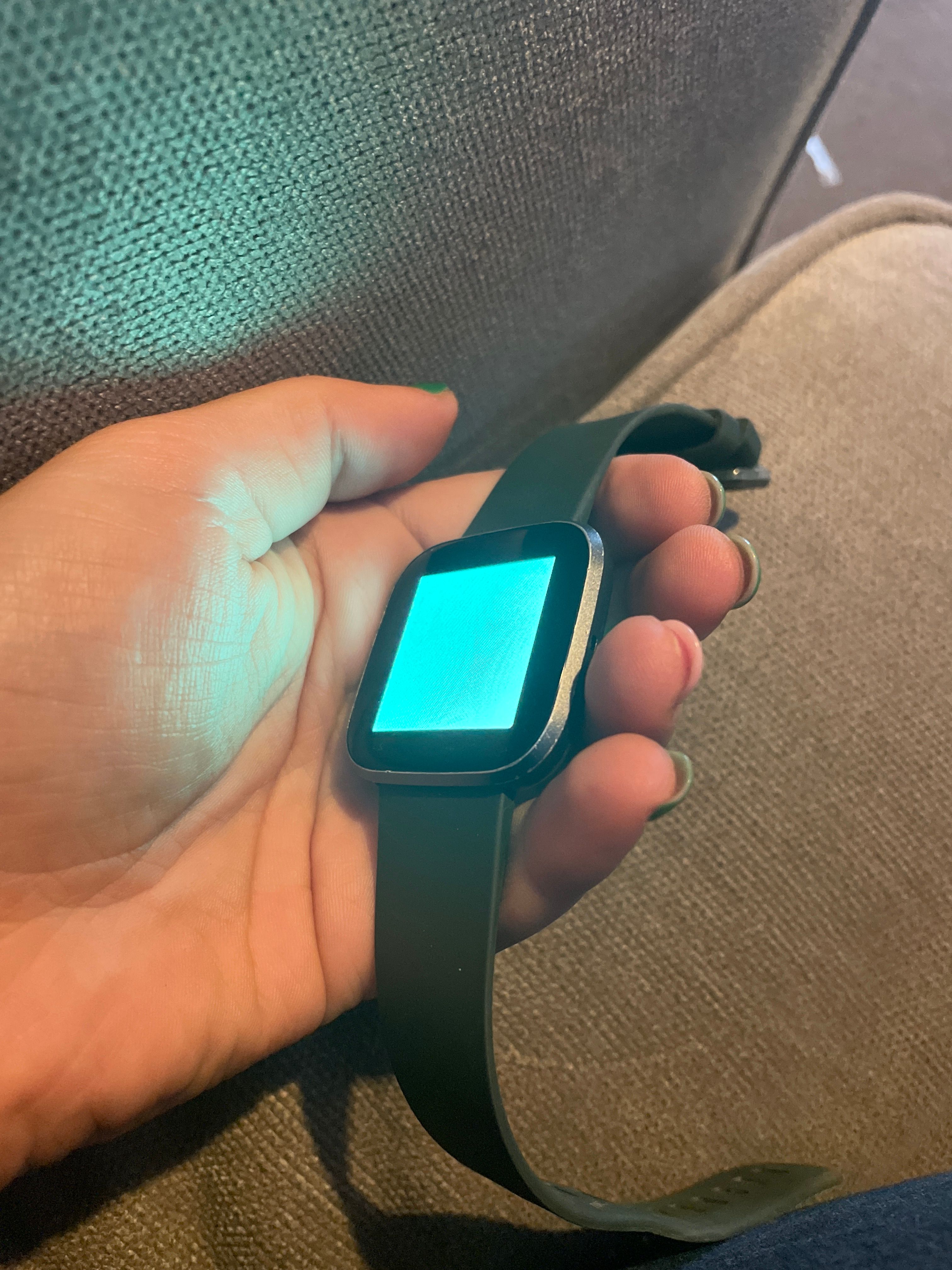 Solved Versa 2 green screen Fitbit Community