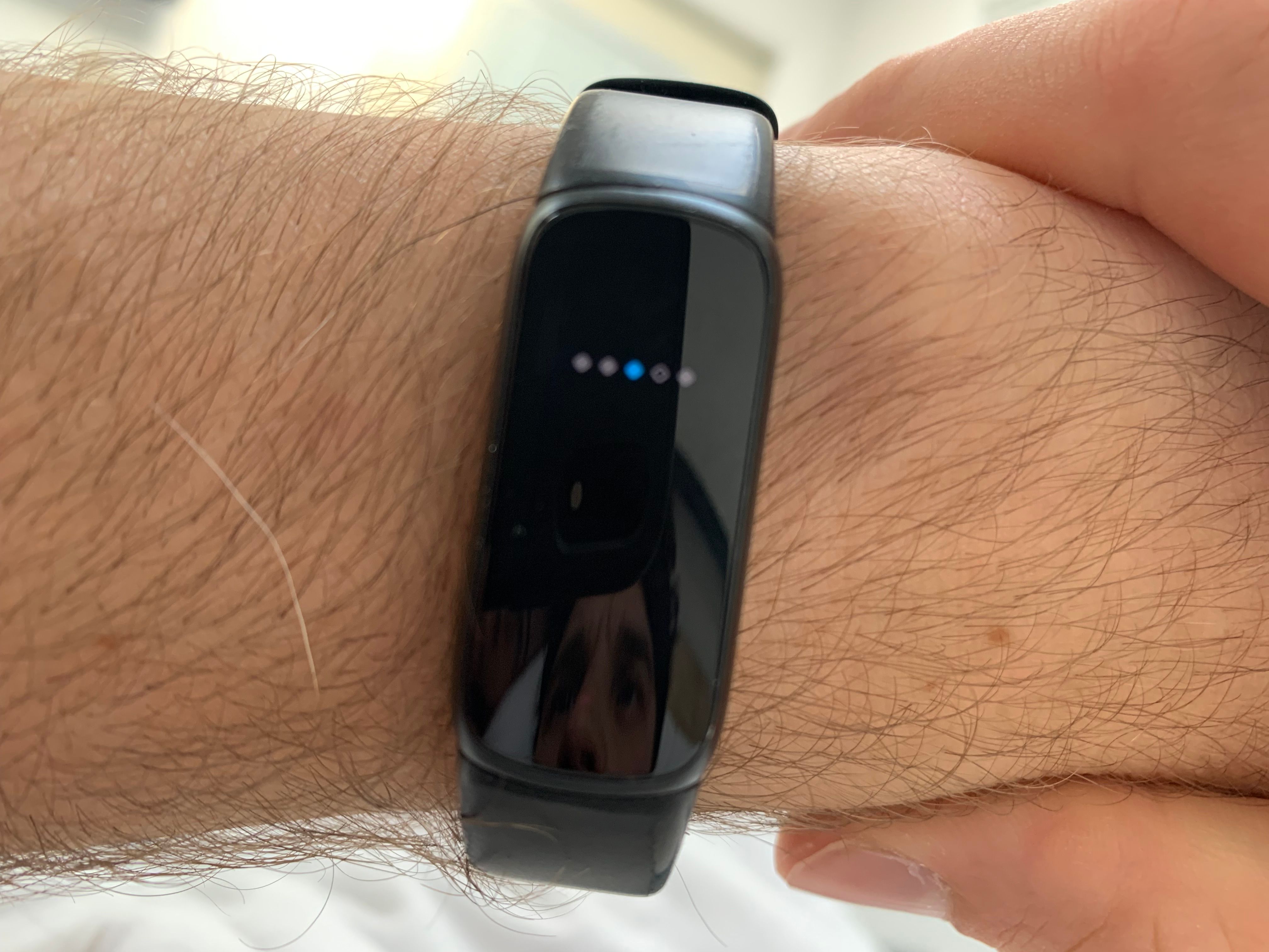 Solved: Luxe screen has lines - Fitbit Community