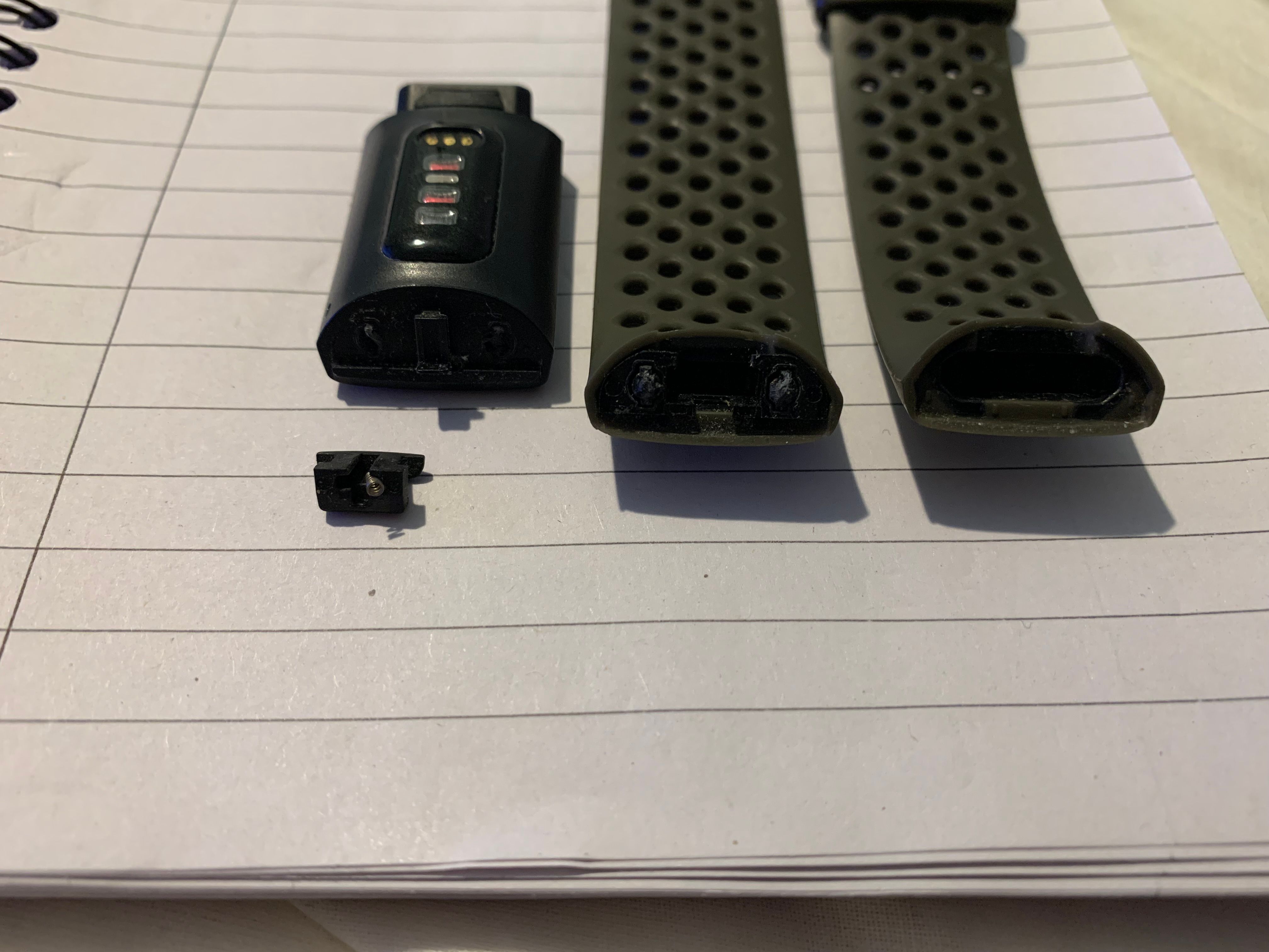 Fitbit watch strap discount broken