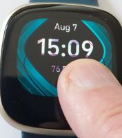 fitbit02.jpg