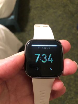 Fitbit versa store 2 screen