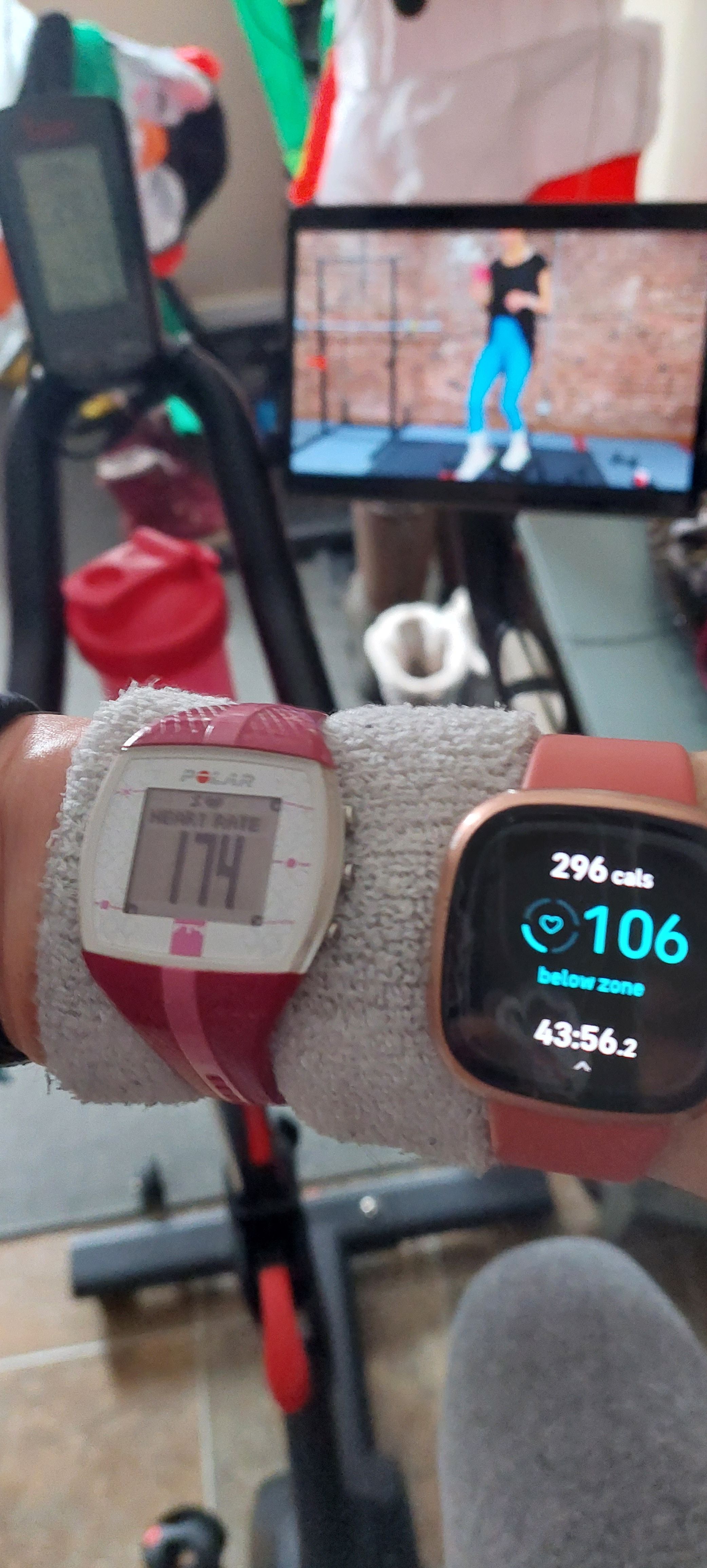 Fitbit versa discount inaccurate heart rate