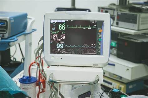 hospital.ecg.jpg