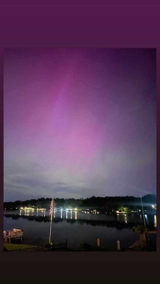 Aurora B over our lake