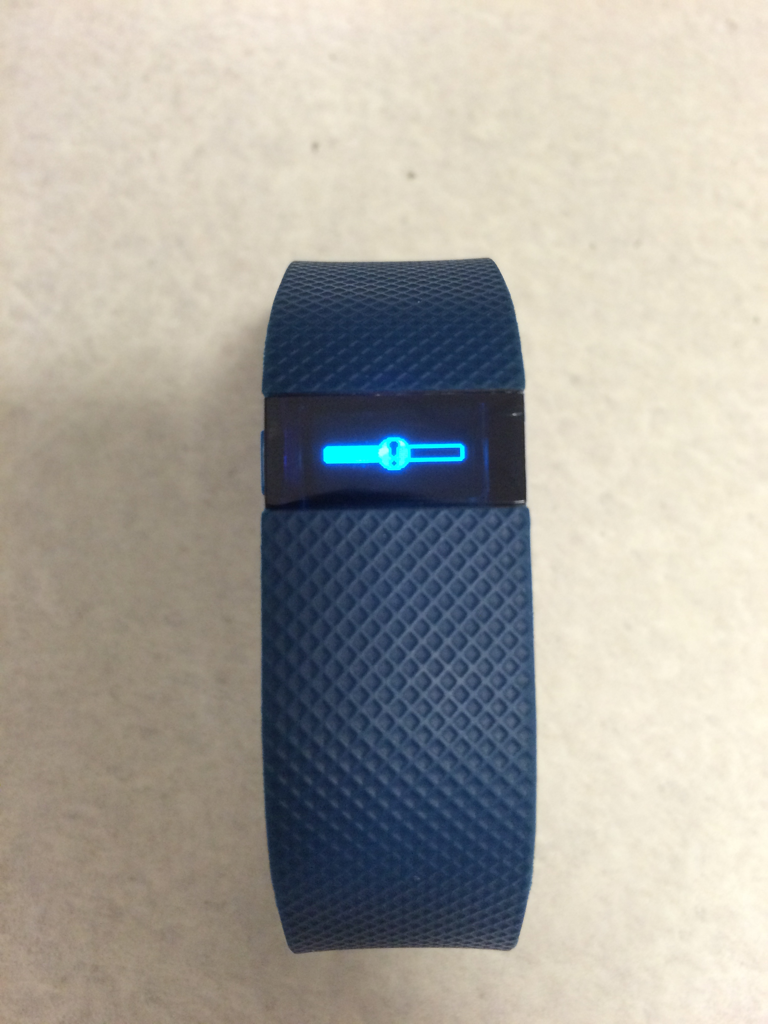 fitbit alta hr exclamation point battery