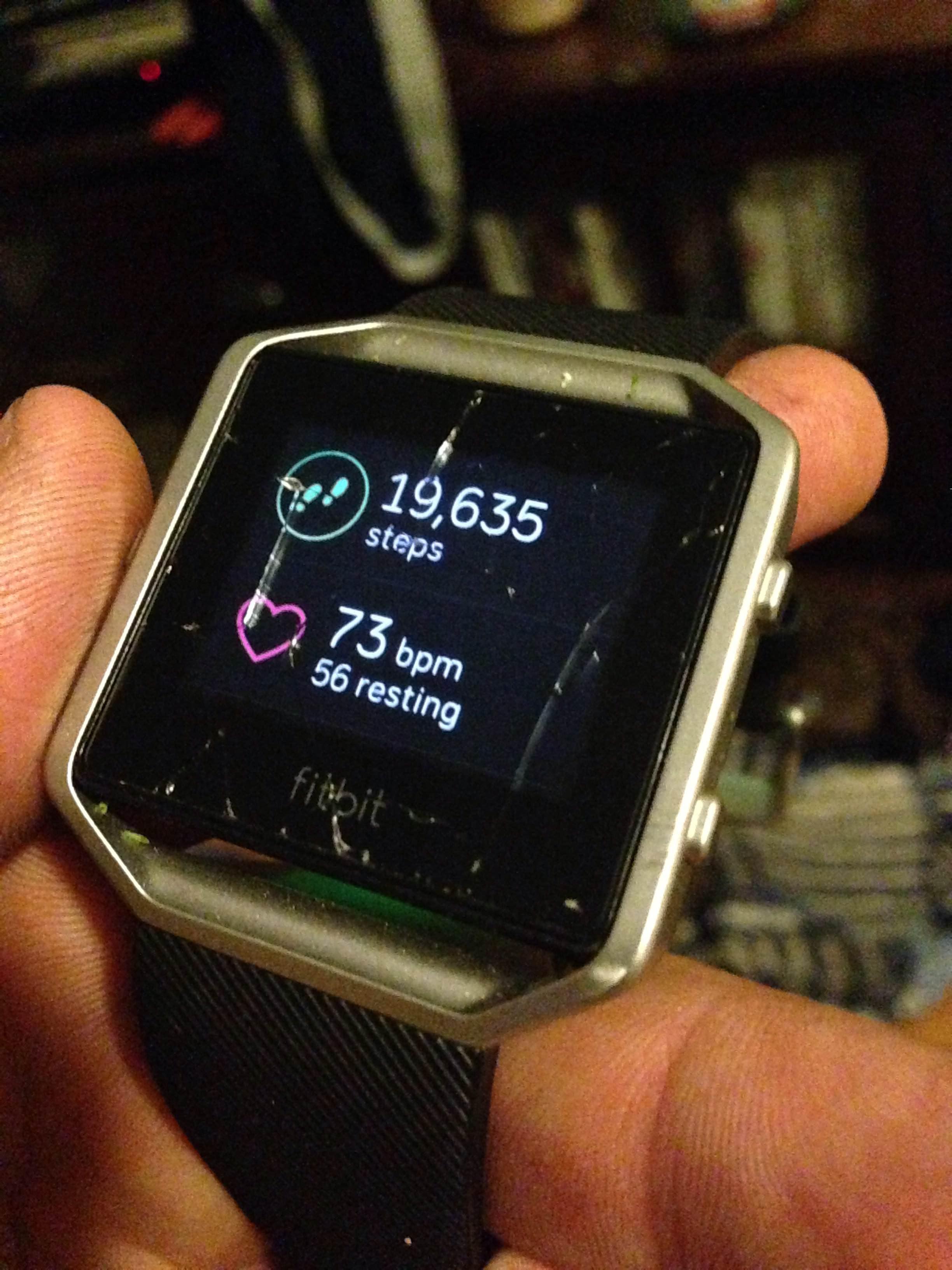 fitbit blaze screen is black