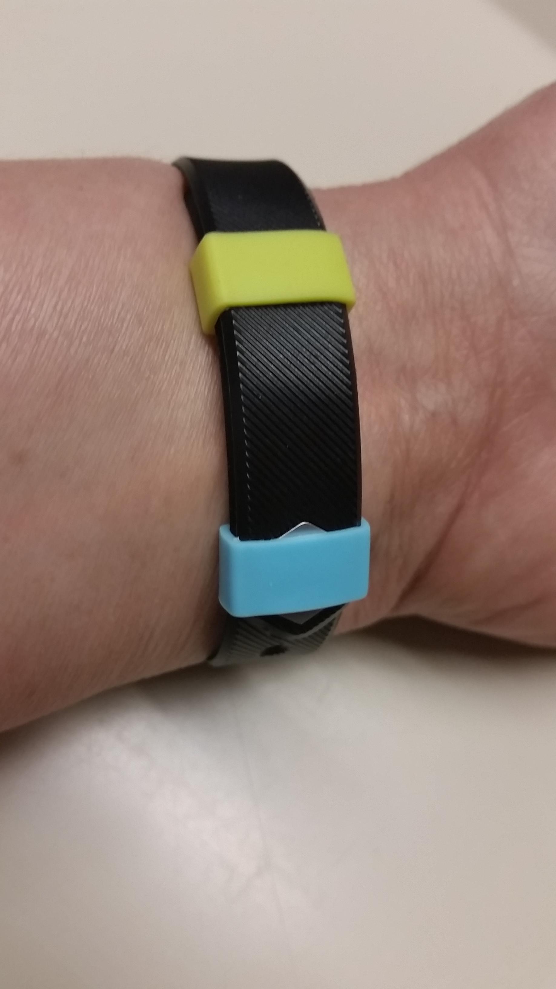 fitbit alta band keeps coming off