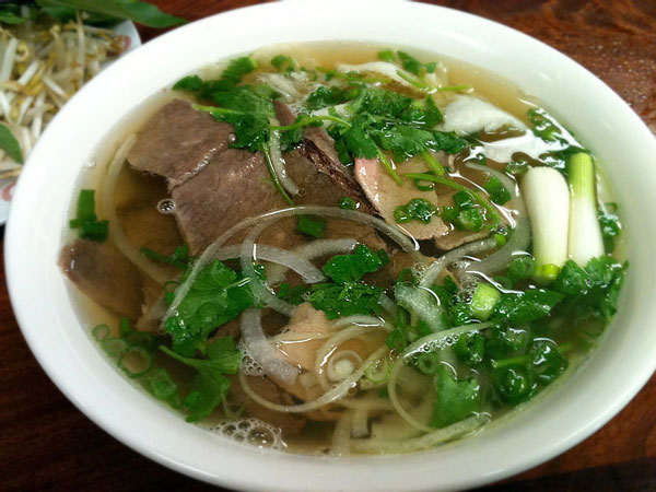 Pho noodle soup