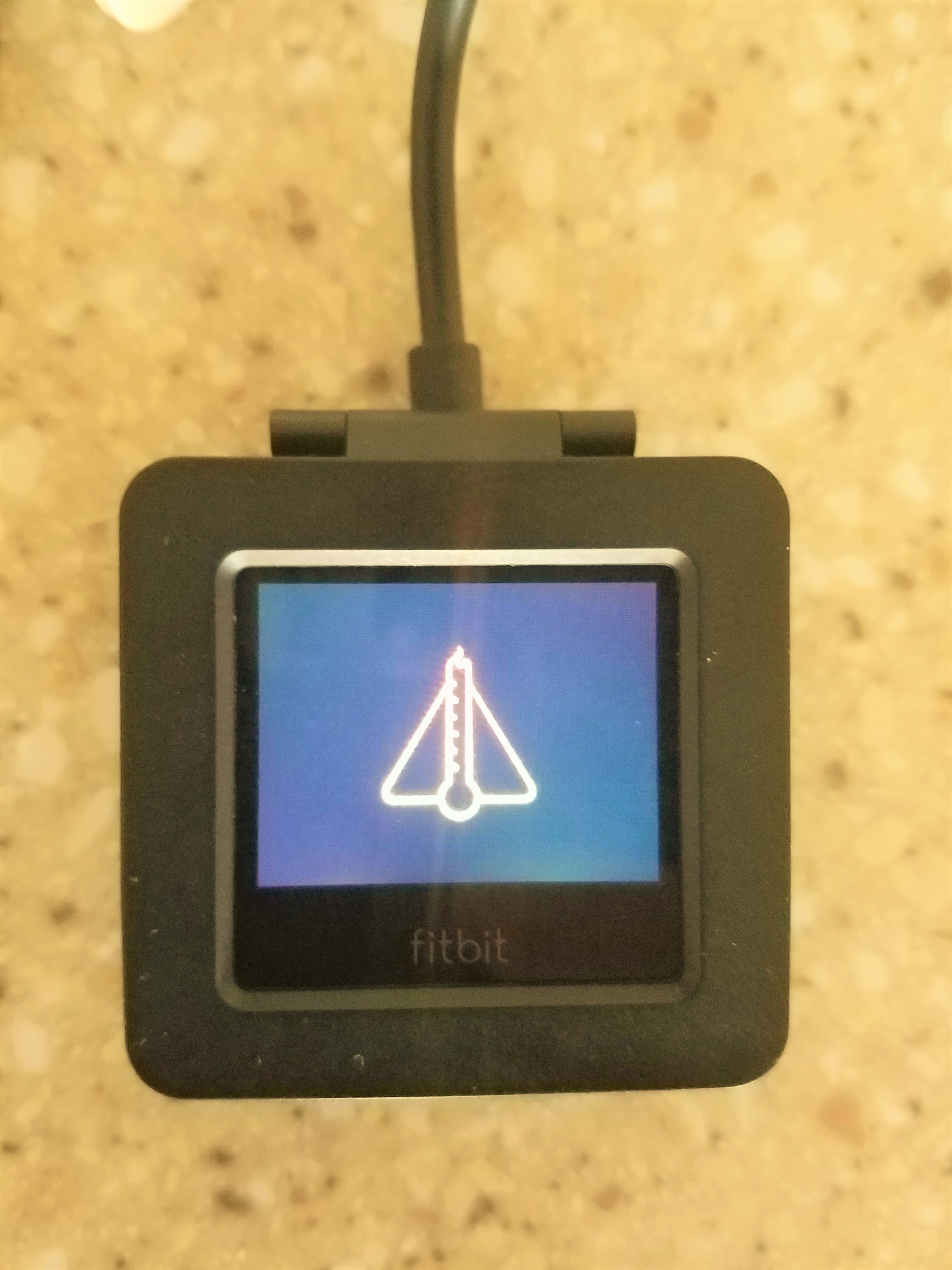 my fitbit blaze screen is black