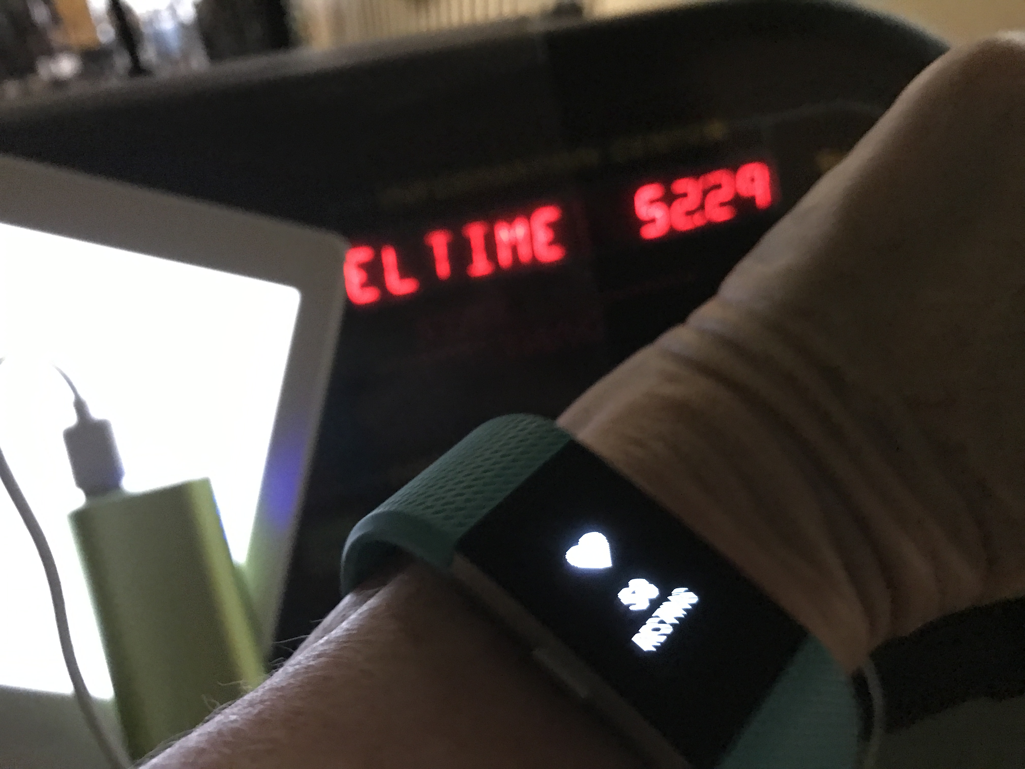 Fitbit charge 2 sales stationary bike