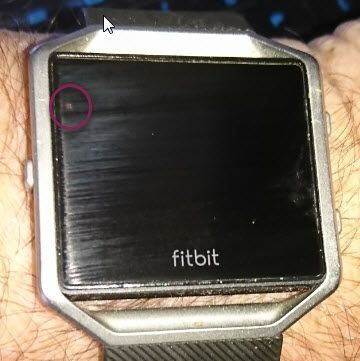 fitbit red light