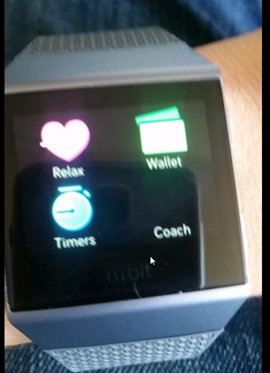 fitbit ionic not counting steps