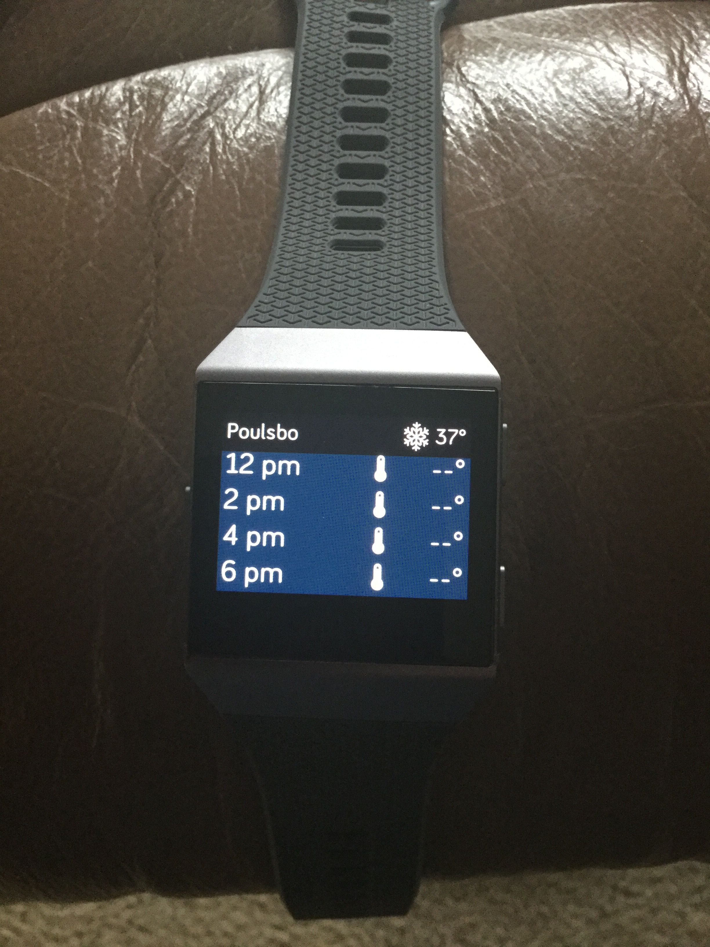 Fitbit ionic best sale will not sync