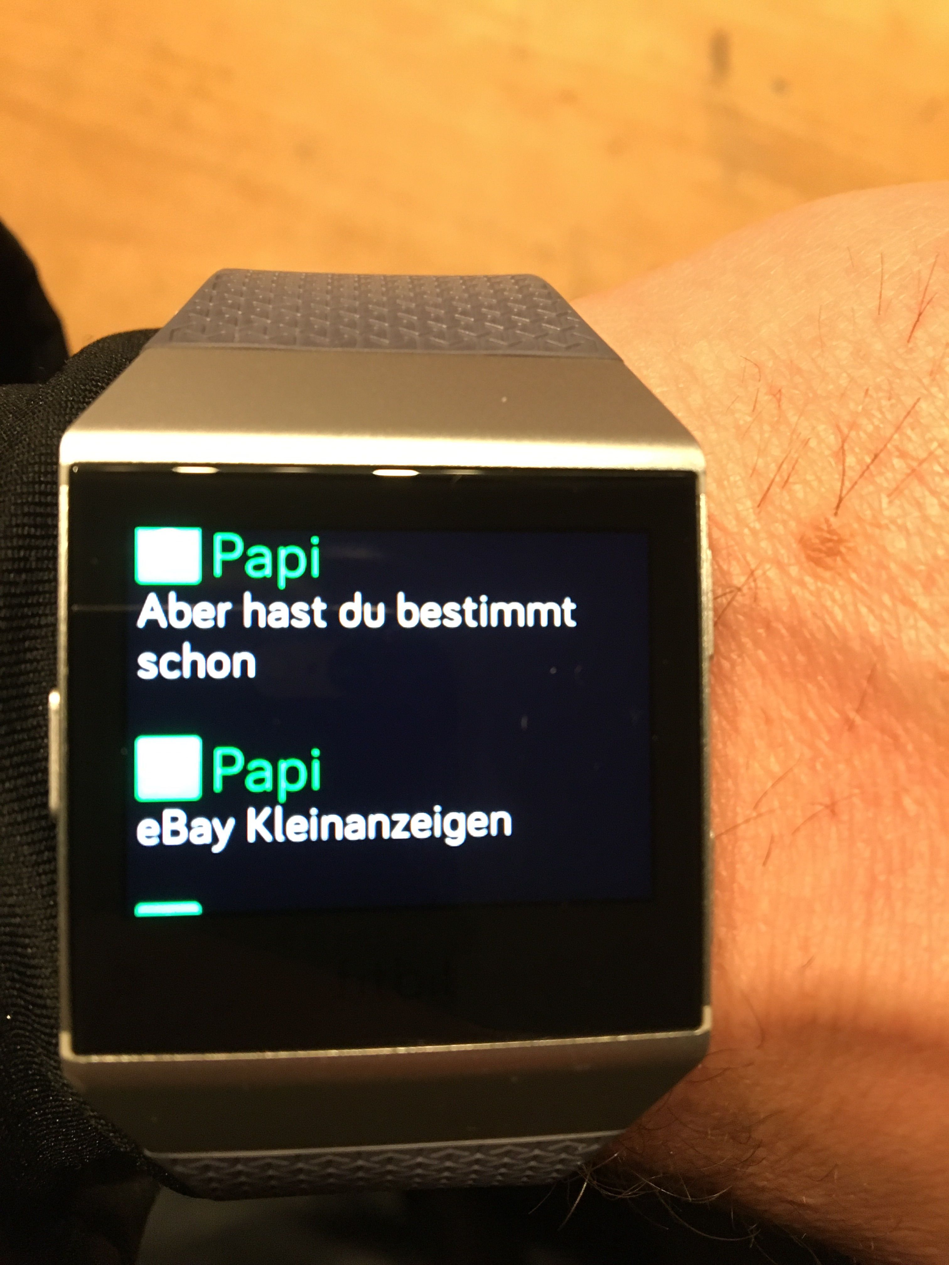 whatsapp fitbit ionic