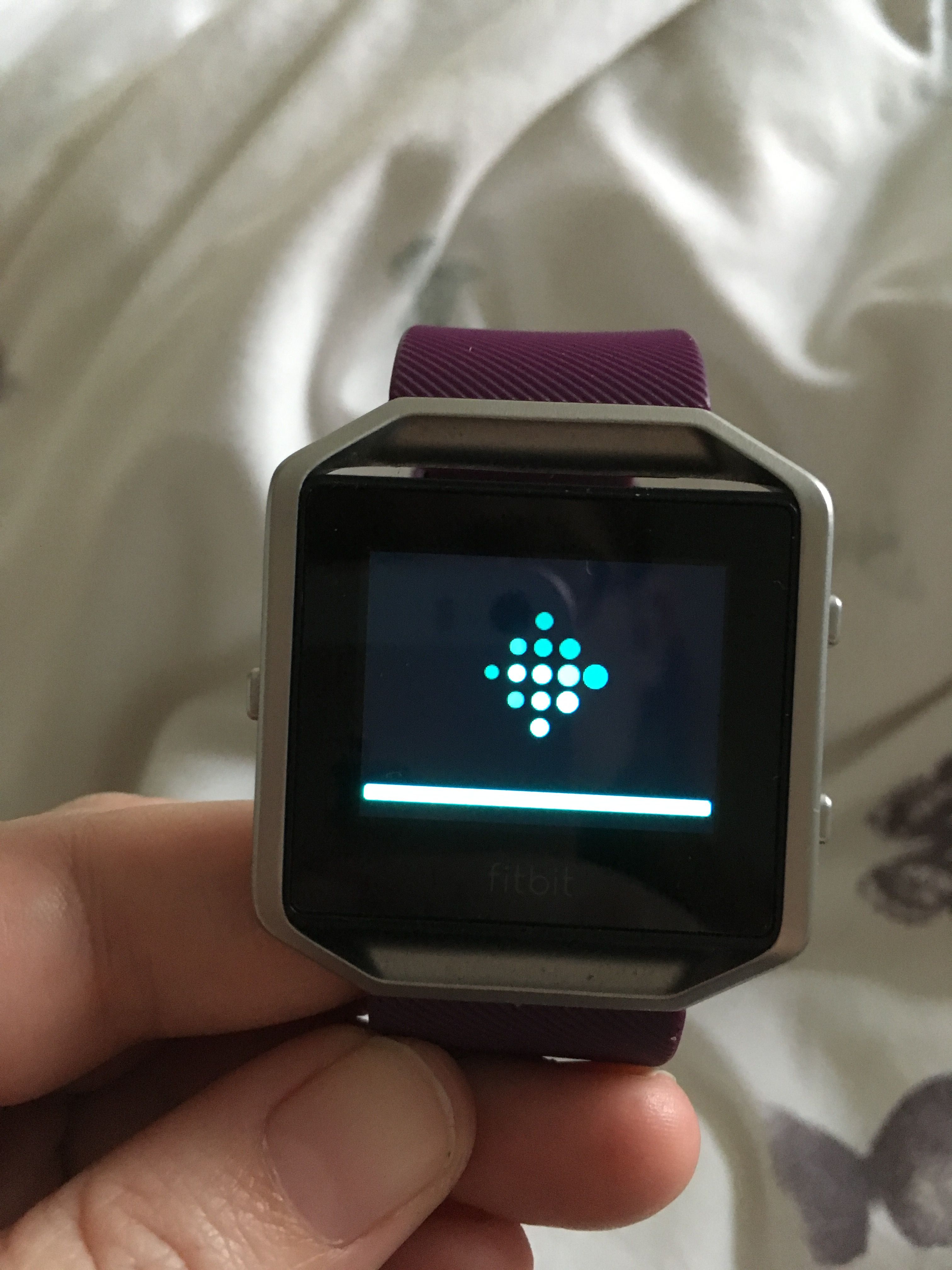 fitbit blaze keeps restarting