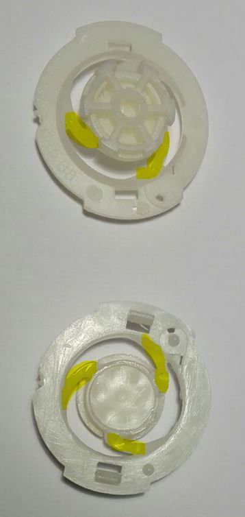 I glue the yellow parts, these parts should work as a spring that turn on / off the switchs when have weight. I use a normal plastic glue.