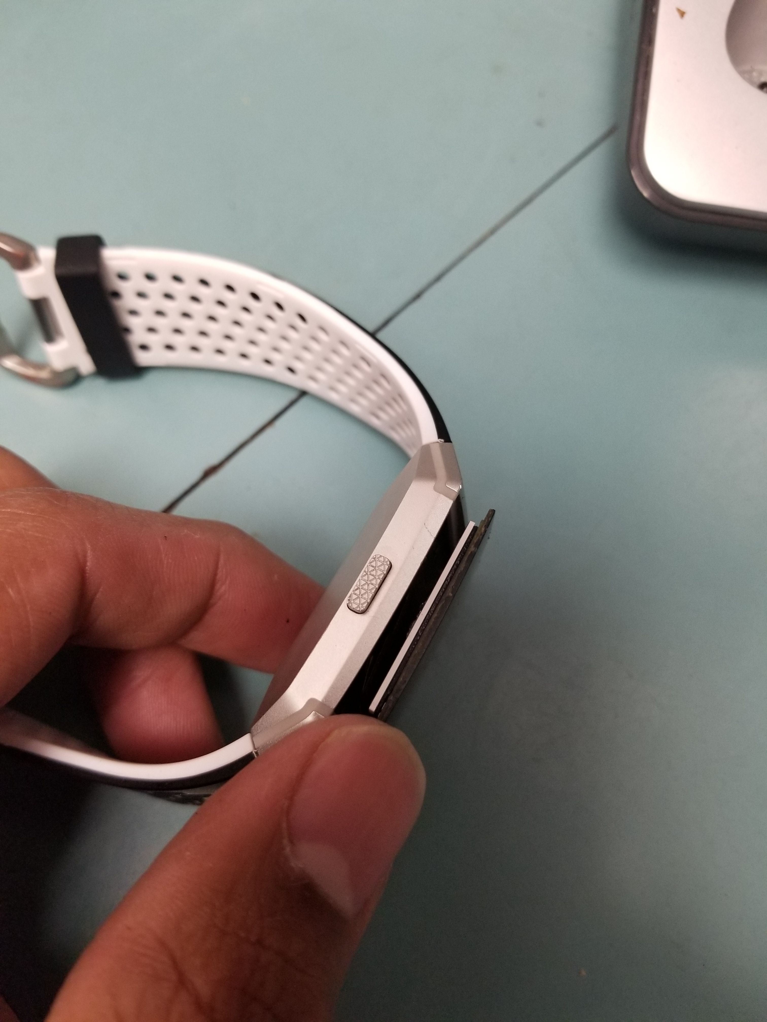 resetting ionic fitbit