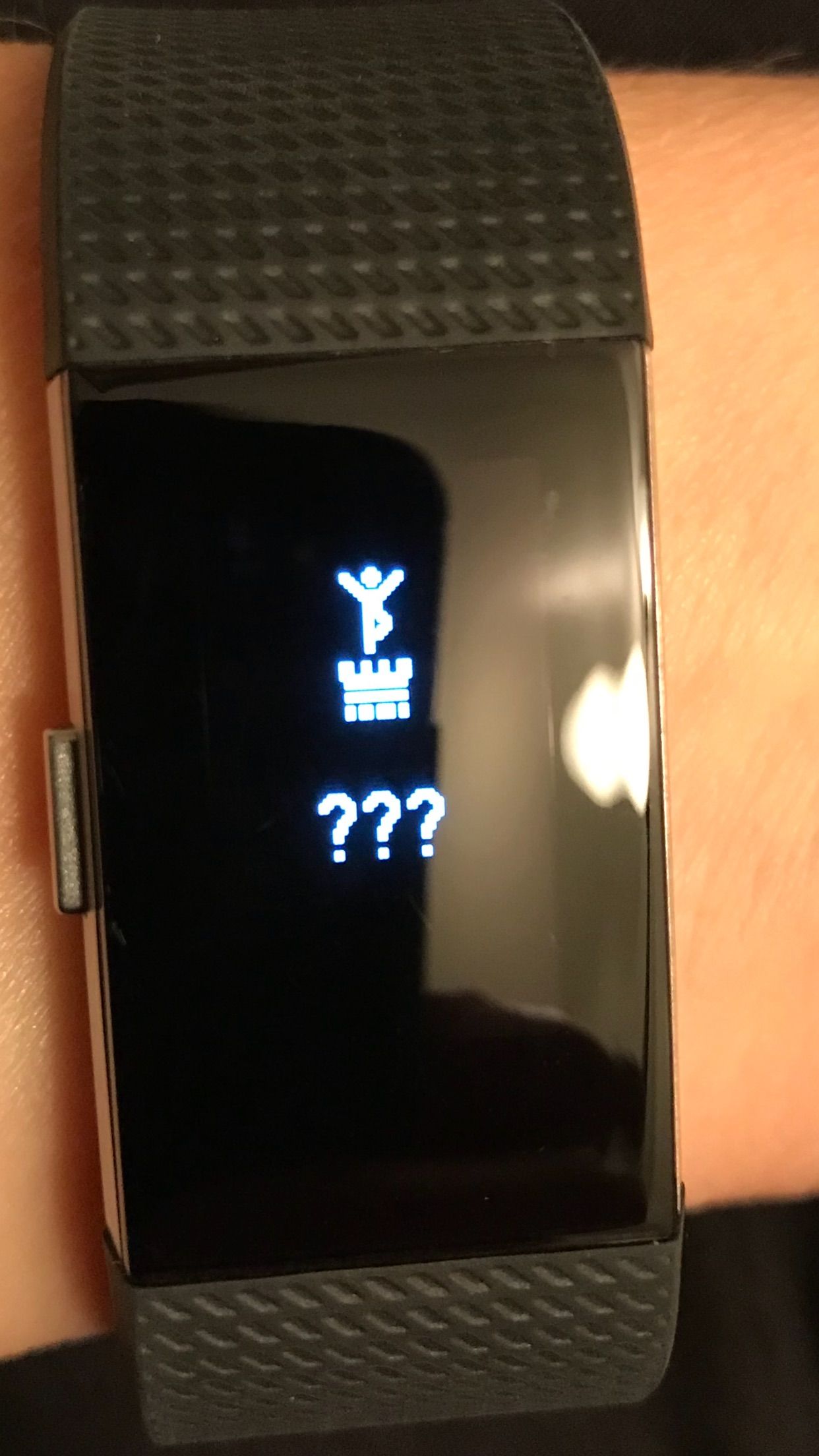 lightning bolt on fitbit charge 3