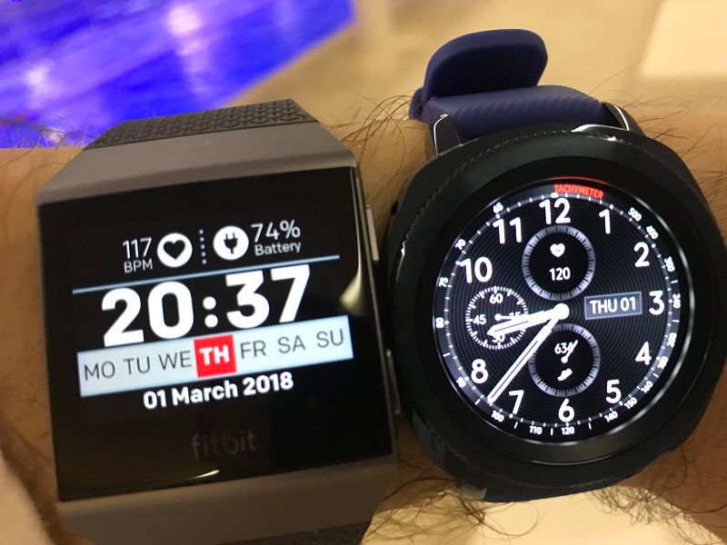 Fitbit ionic vs store samsung gear s3