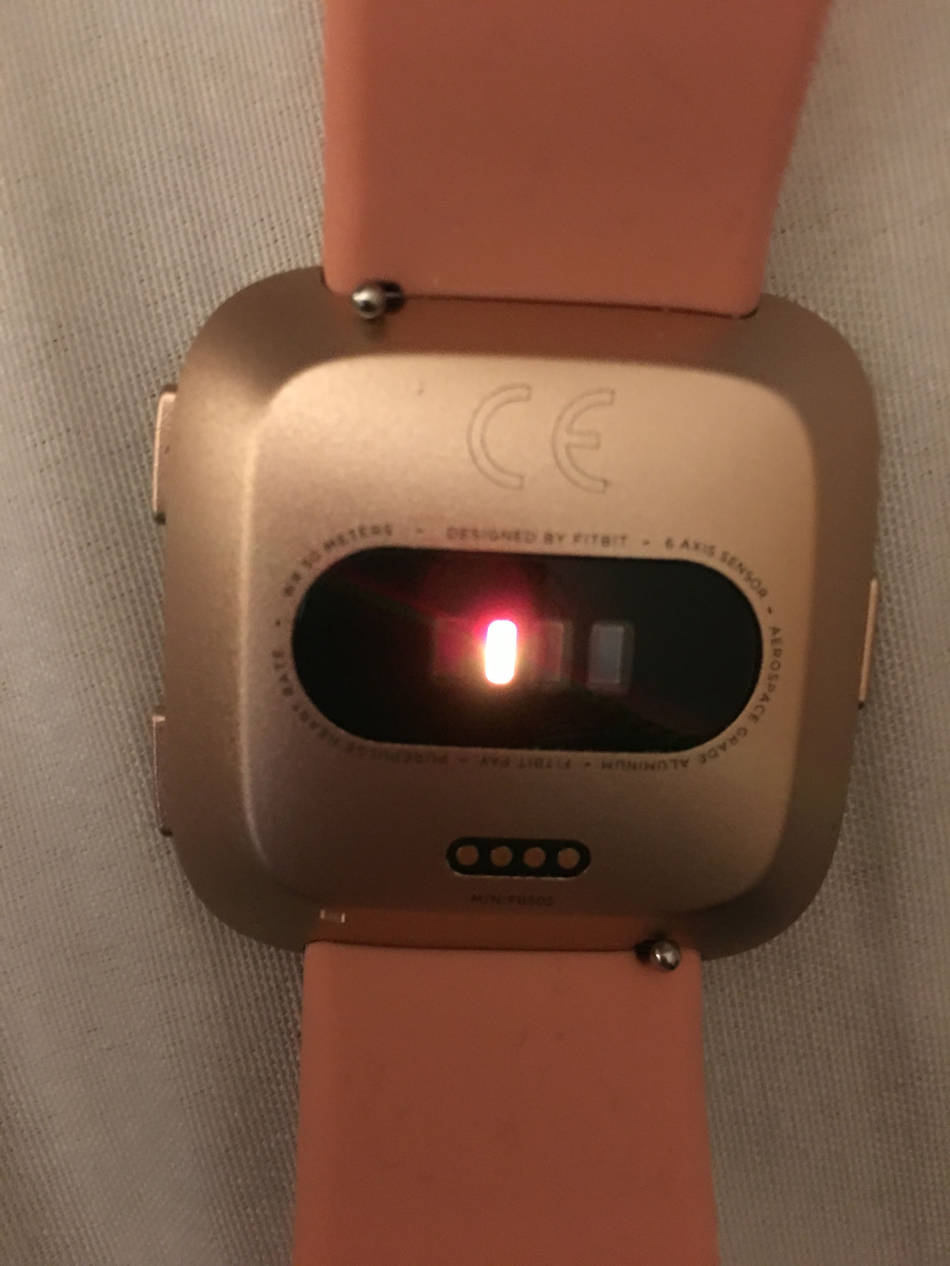 fitbit surge red light