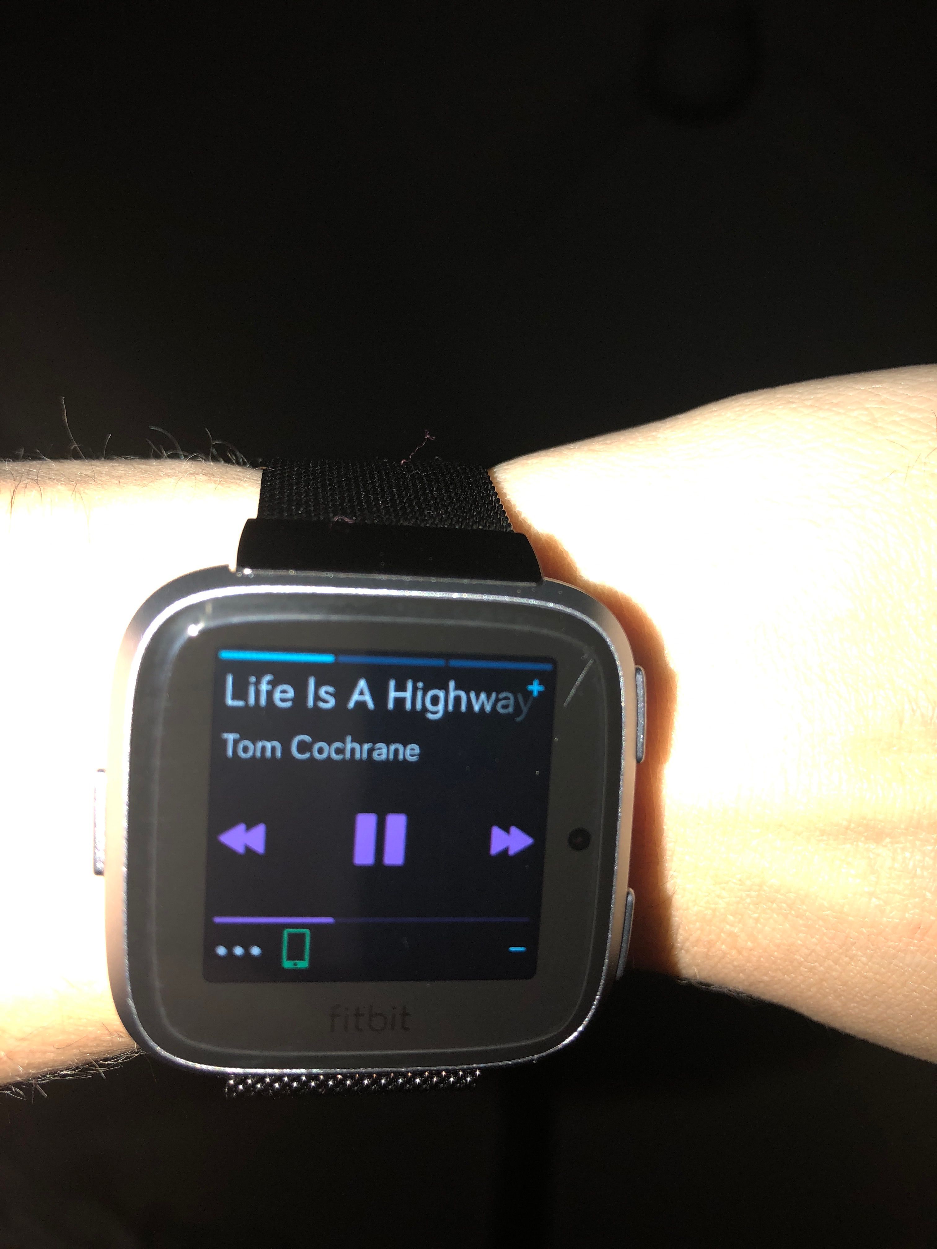 fitbit versa with spotify