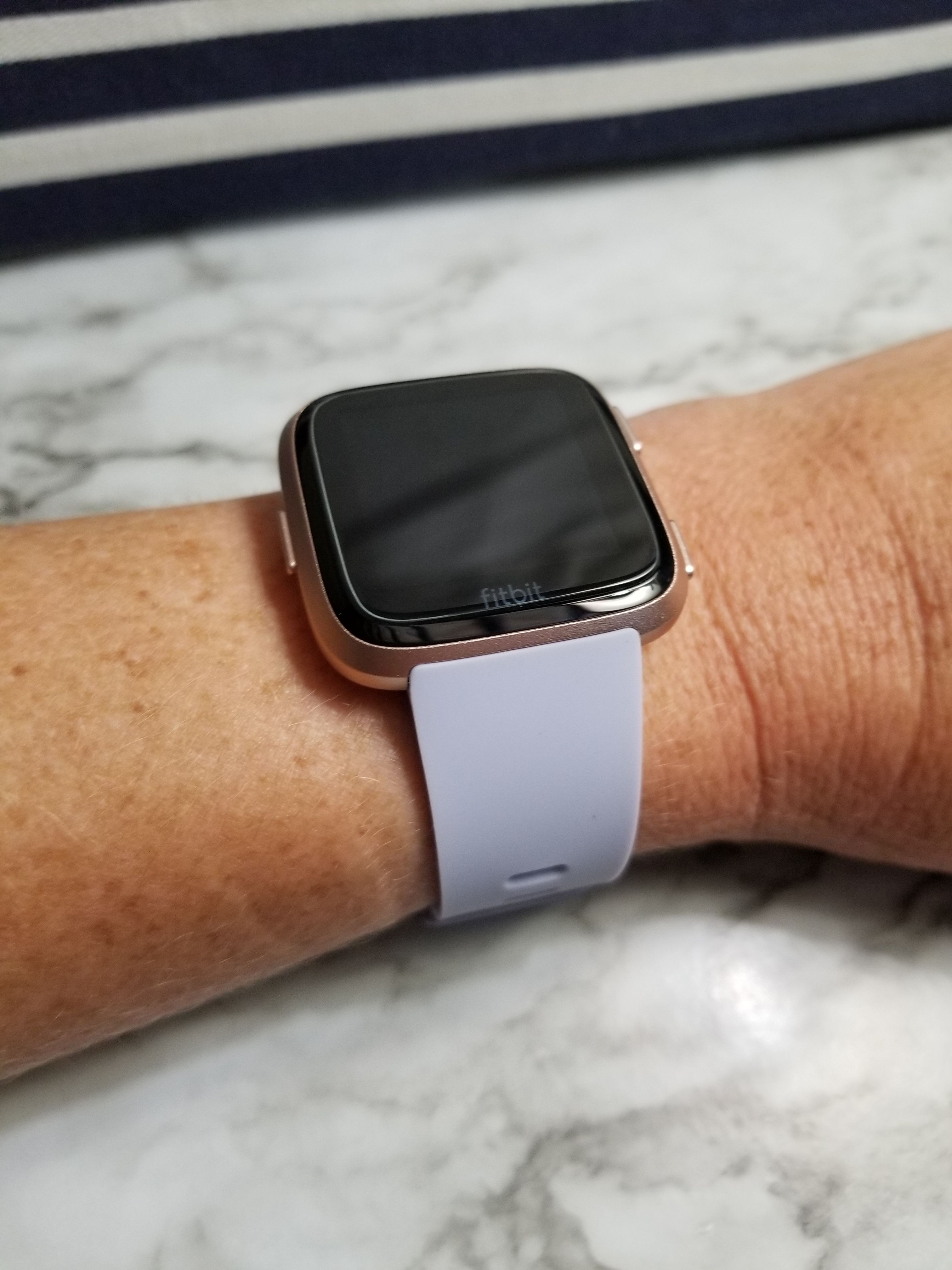 fitbit versa periwinkle band